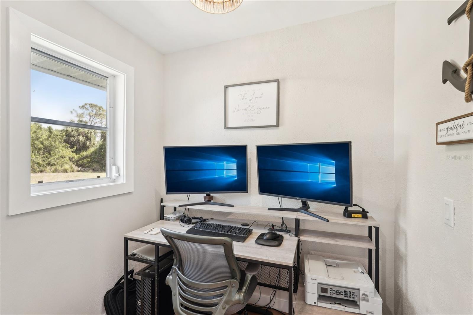 Image 37 of 53 For 5417 Maccaughey Drive