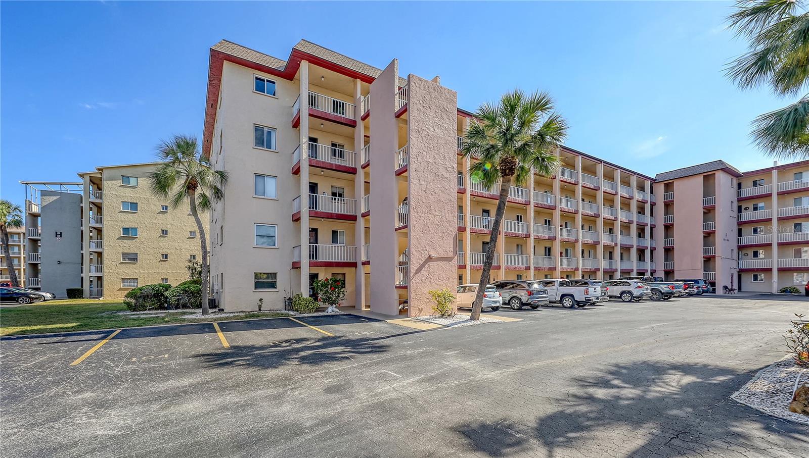 Details for 3845 Lake Bayshore Drive F103, BRADENTON, FL 34205