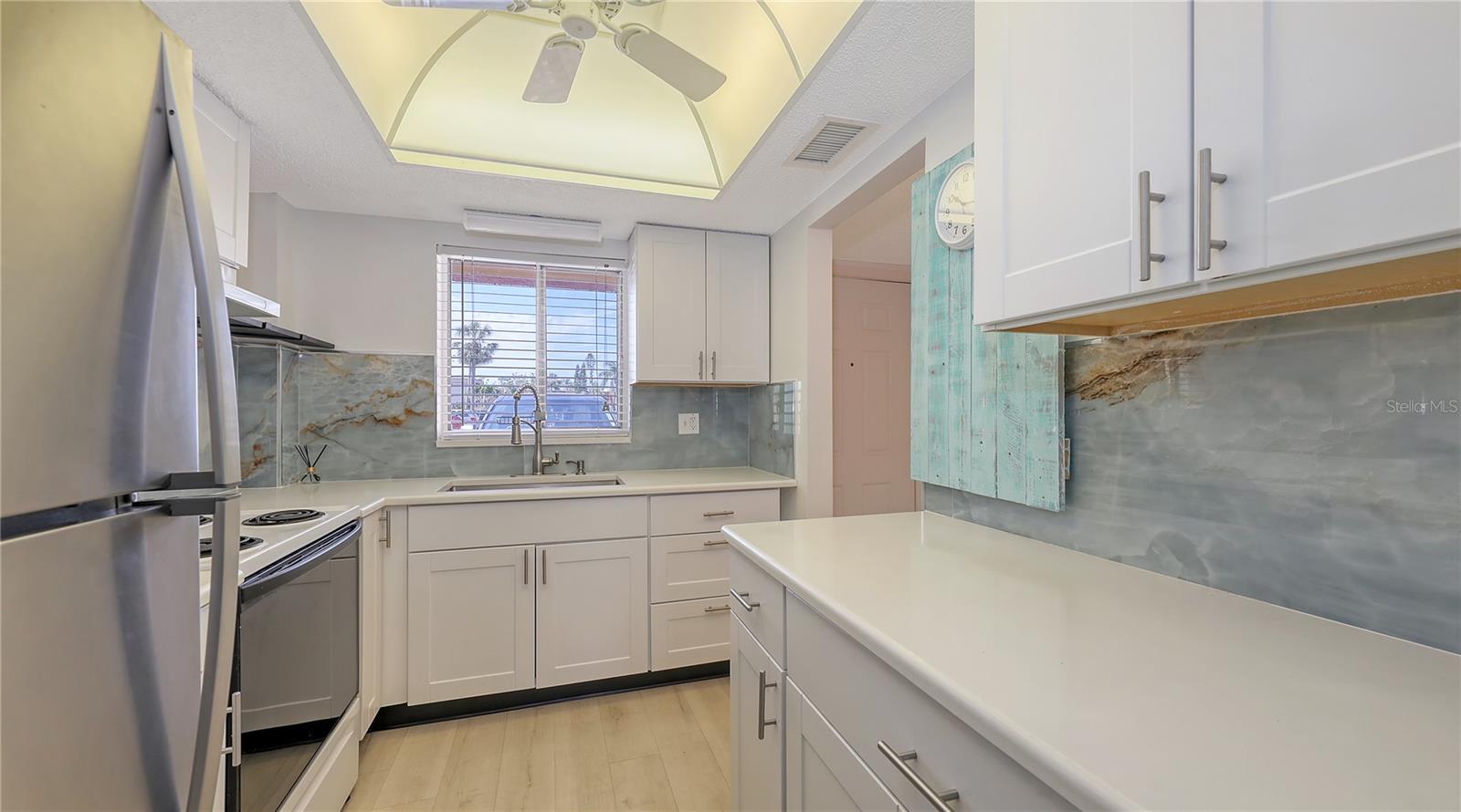 Image 14 of 37 For 3845 Lake Bayshore Drive F103