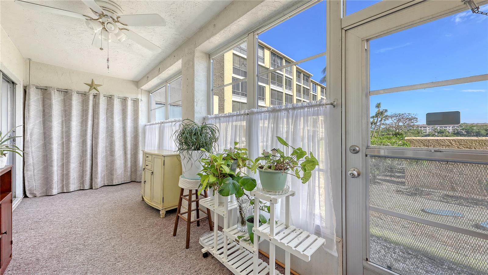 Image 21 of 37 For 3845 Lake Bayshore Drive F103