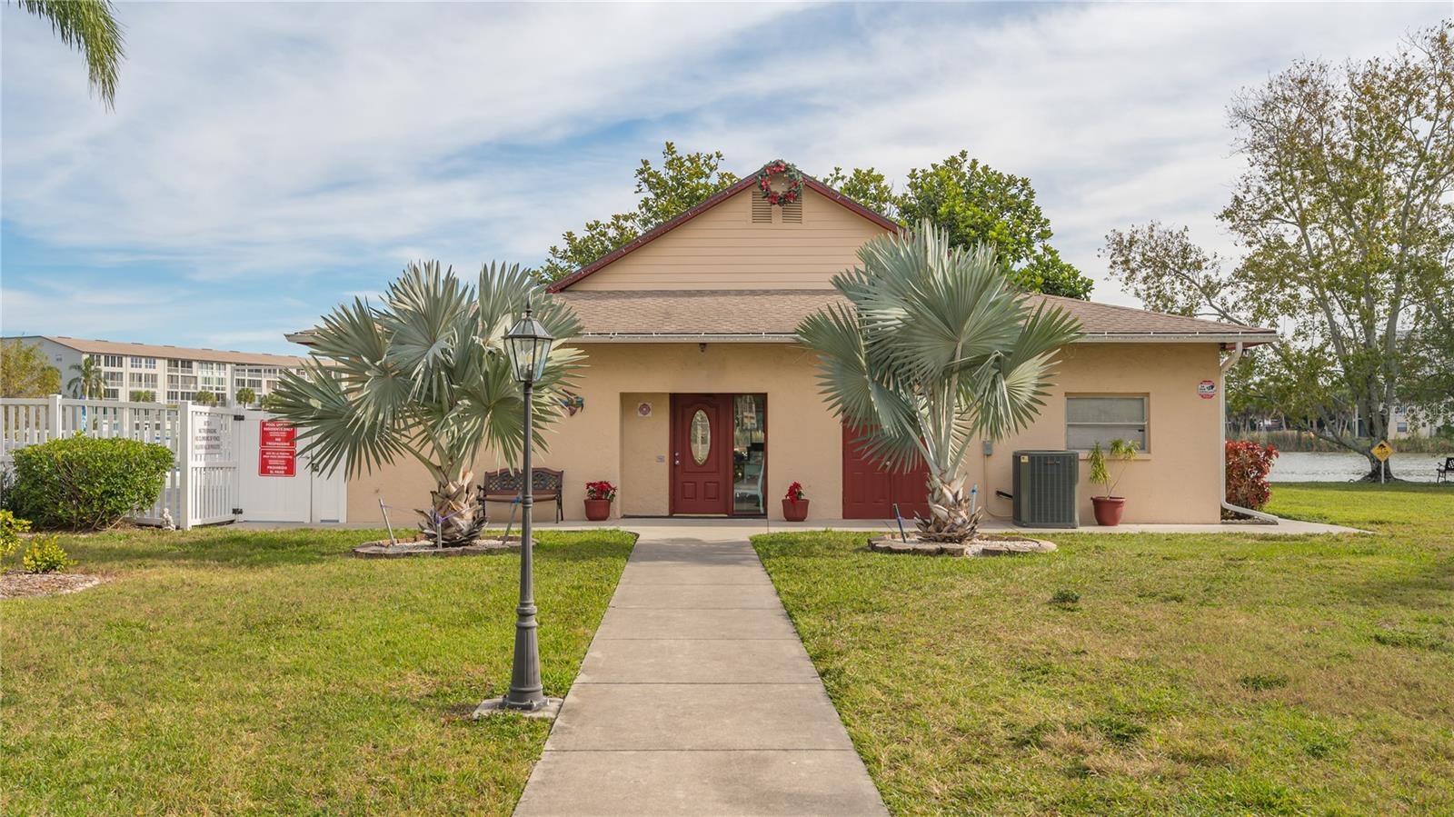 Image 30 of 37 For 3845 Lake Bayshore Drive F103