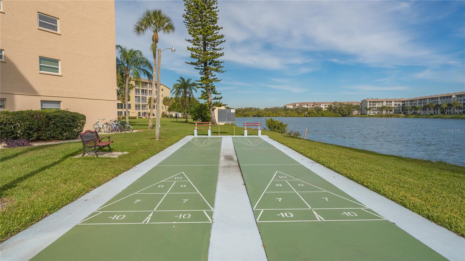 Image 31 of 37 For 3845 Lake Bayshore Drive F103