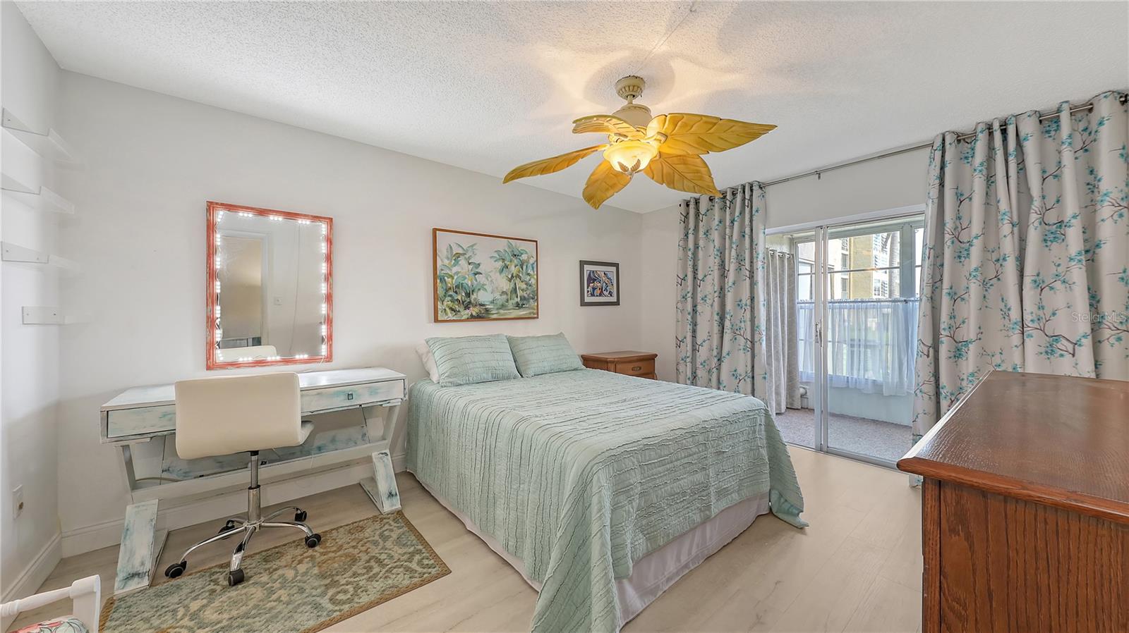 Image 5 of 37 For 3845 Lake Bayshore Drive F103