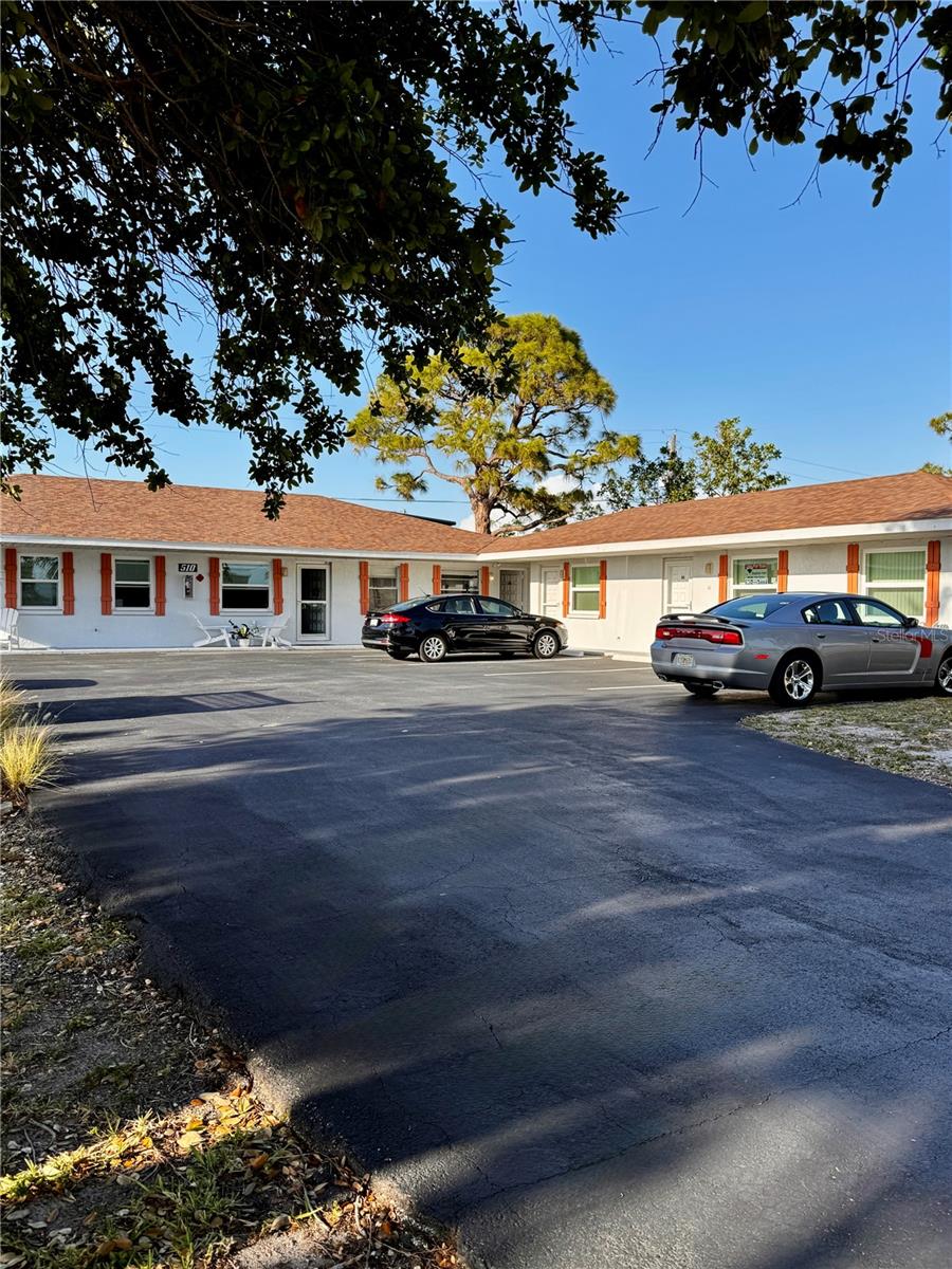 Image 4 of 28 For 510 Airport Avenue E 2c