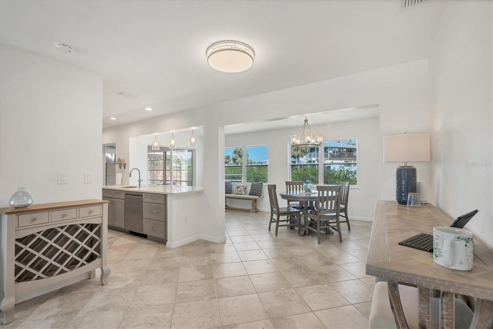 Image 11 of 40 For 507 Buena Vista Drive