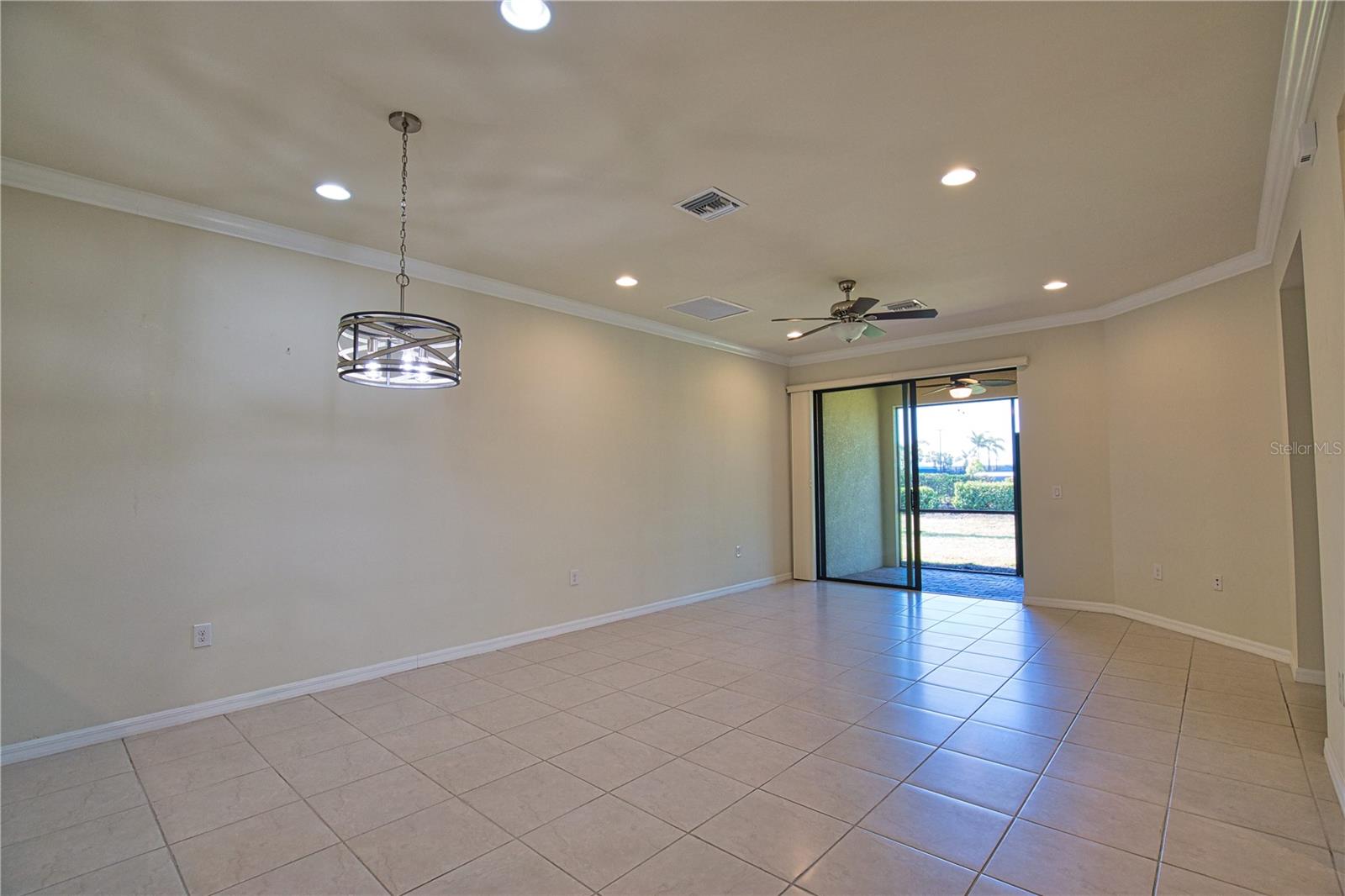 Image 6 of 26 For 13565 Piero Street