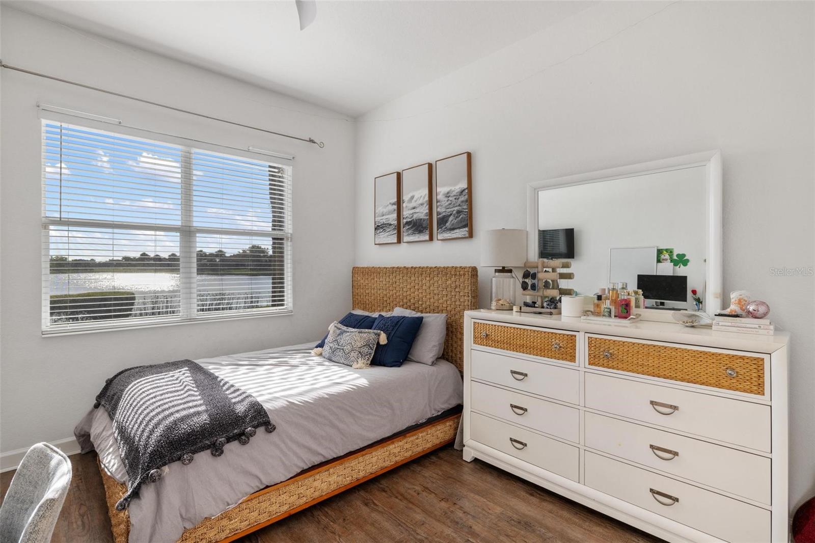 Image 34 of 76 For 109 Montelluna Drive