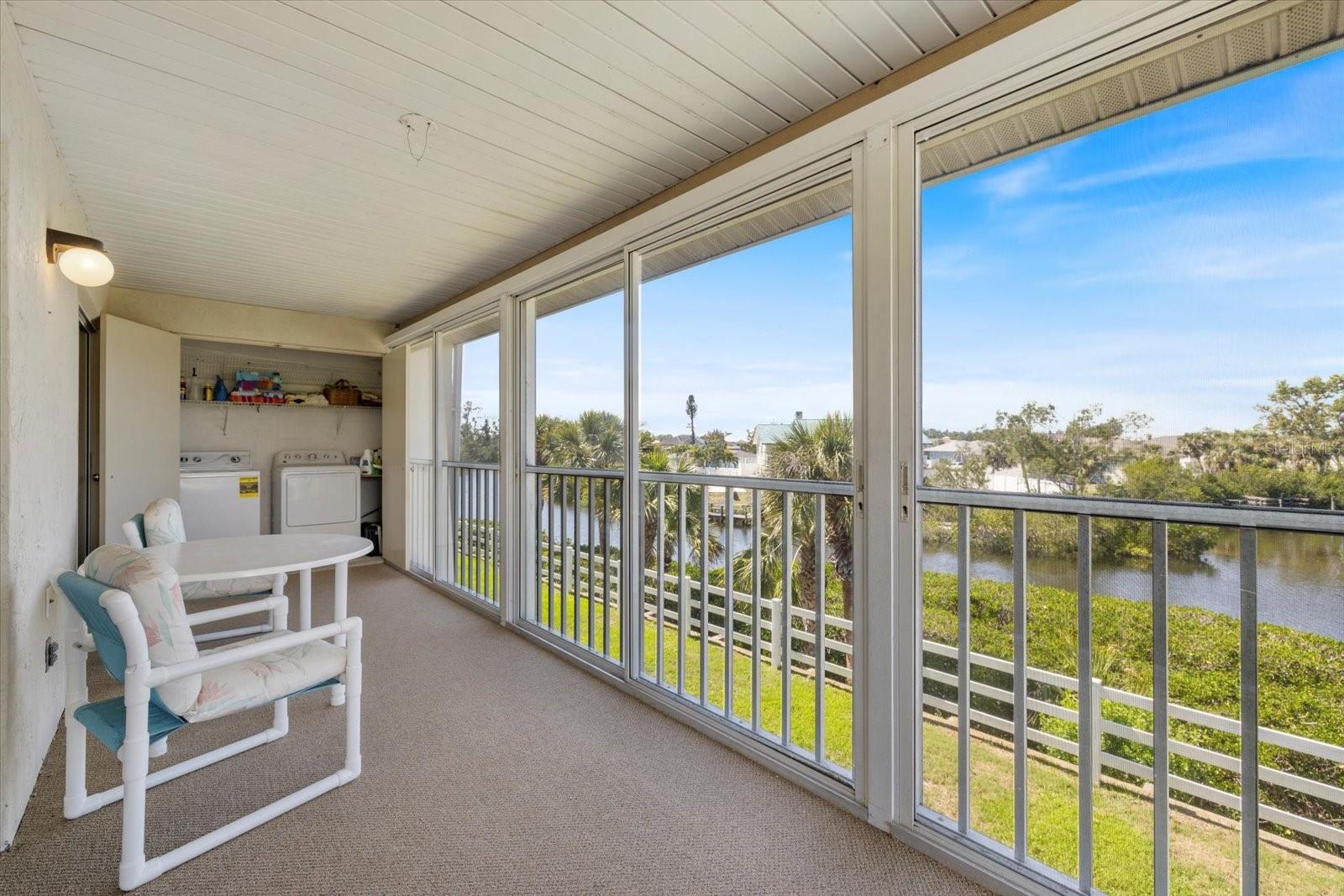 Image 17 of 44 For 841 Waterside Drive 206