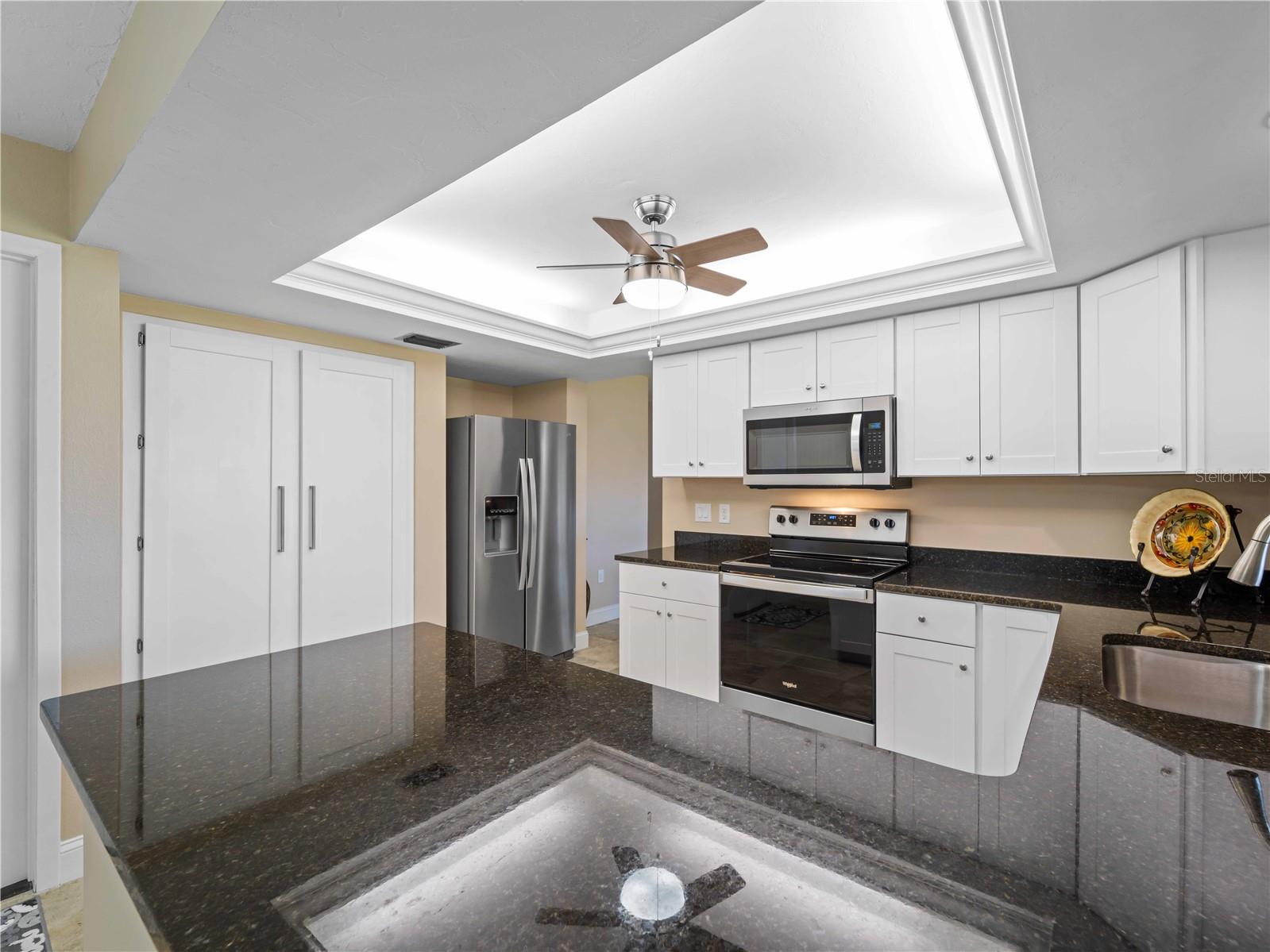 Image 11 of 49 For 854 Senda Plata  22