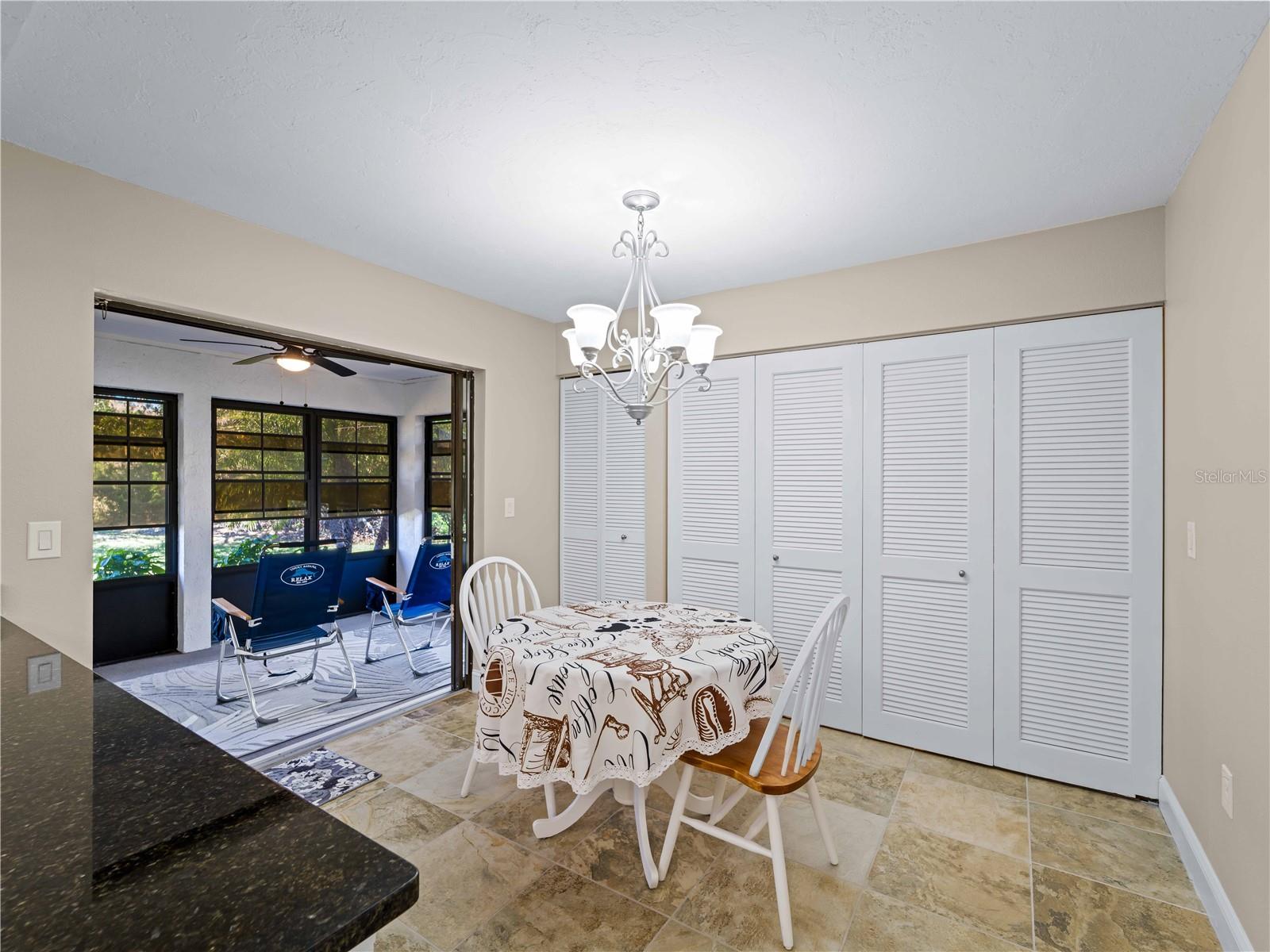 Image 12 of 49 For 854 Senda Plata  22