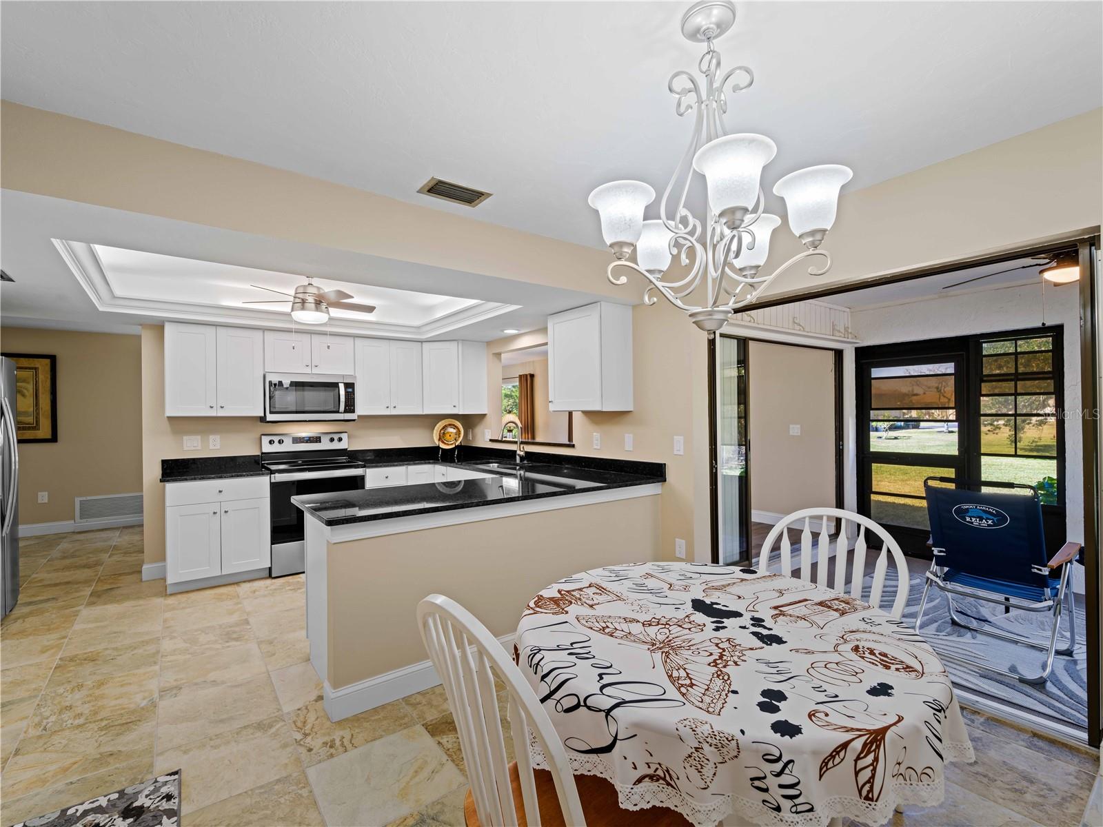 Image 13 of 49 For 854 Senda Plata  22
