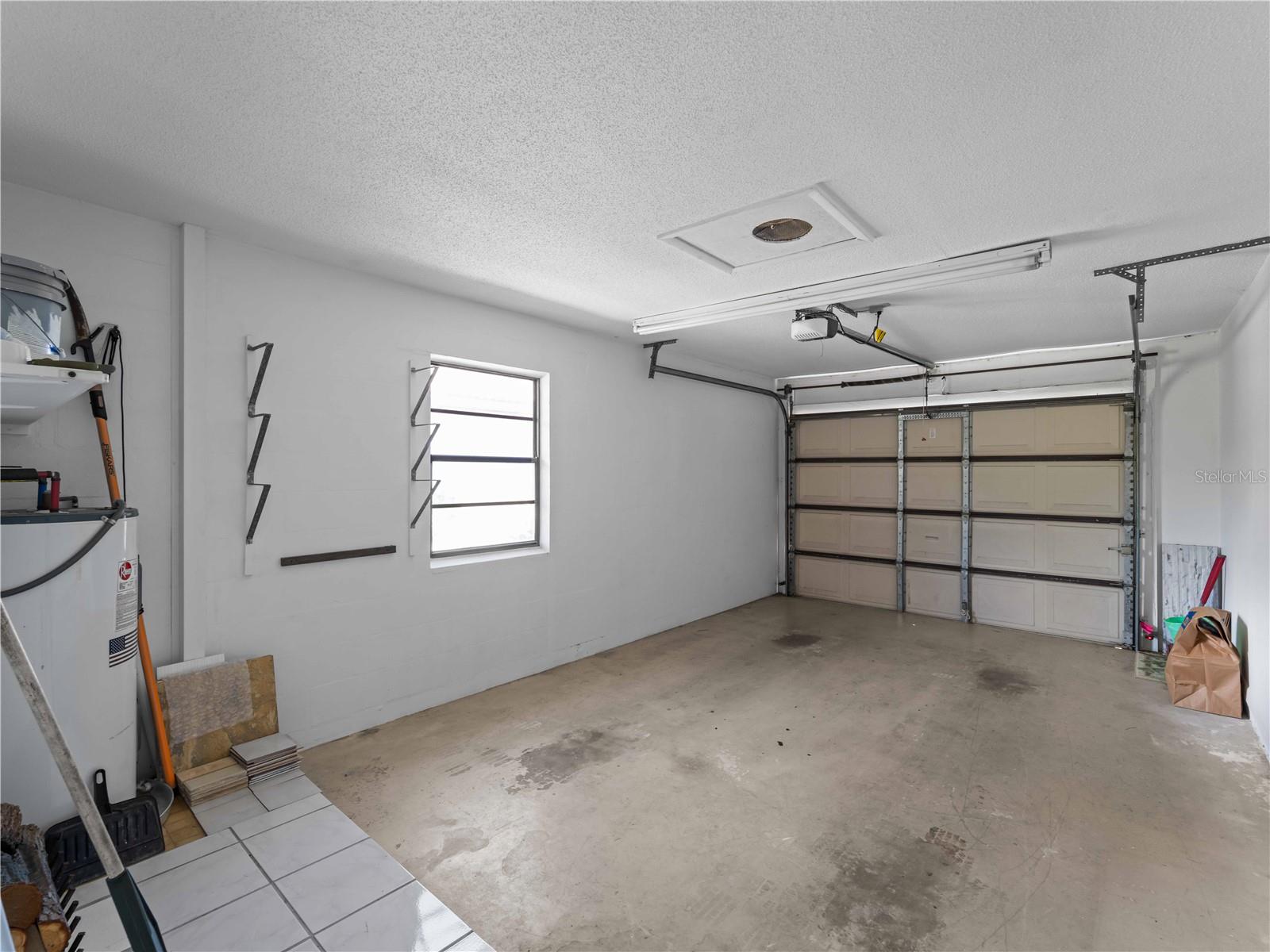 Image 32 of 49 For 854 Senda Plata  22