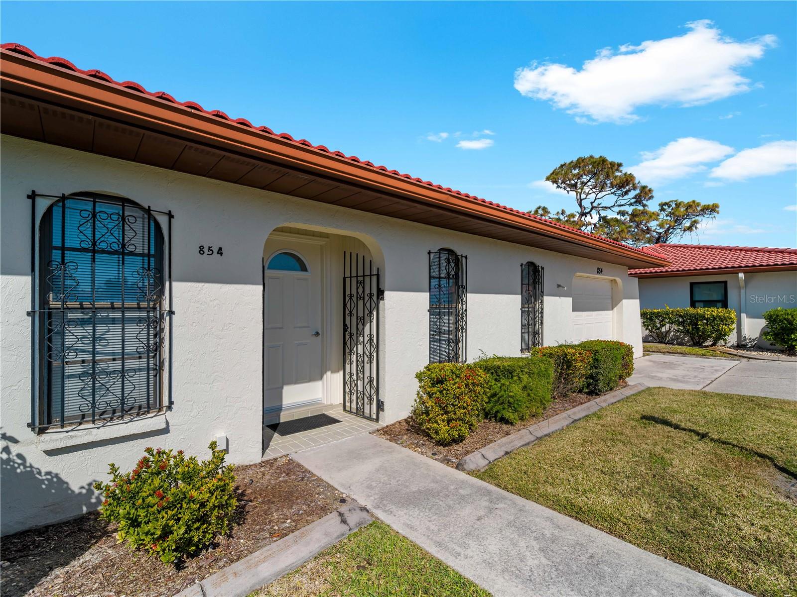 Image 34 of 49 For 854 Senda Plata  22
