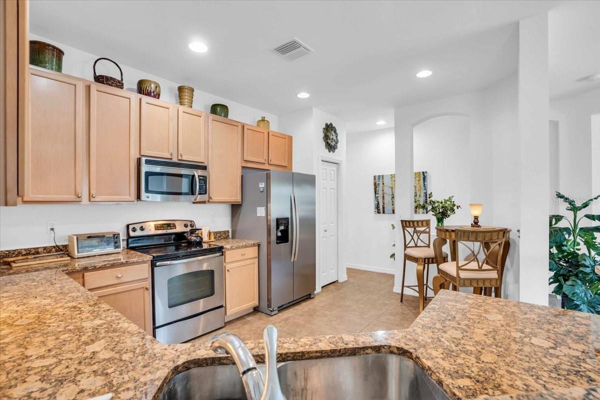 Image 10 of 39 For 9413 Carnaby Drive