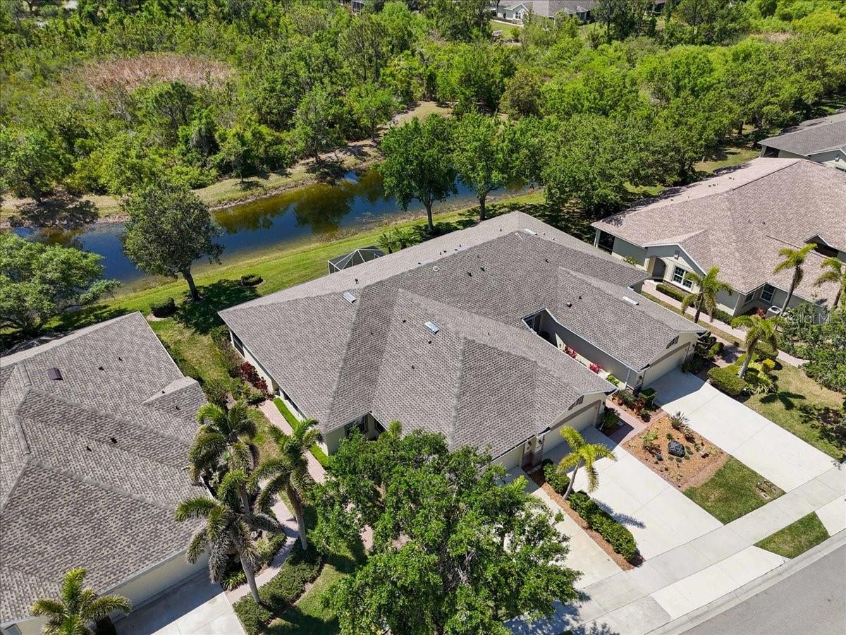 Image 29 of 39 For 9413 Carnaby Drive