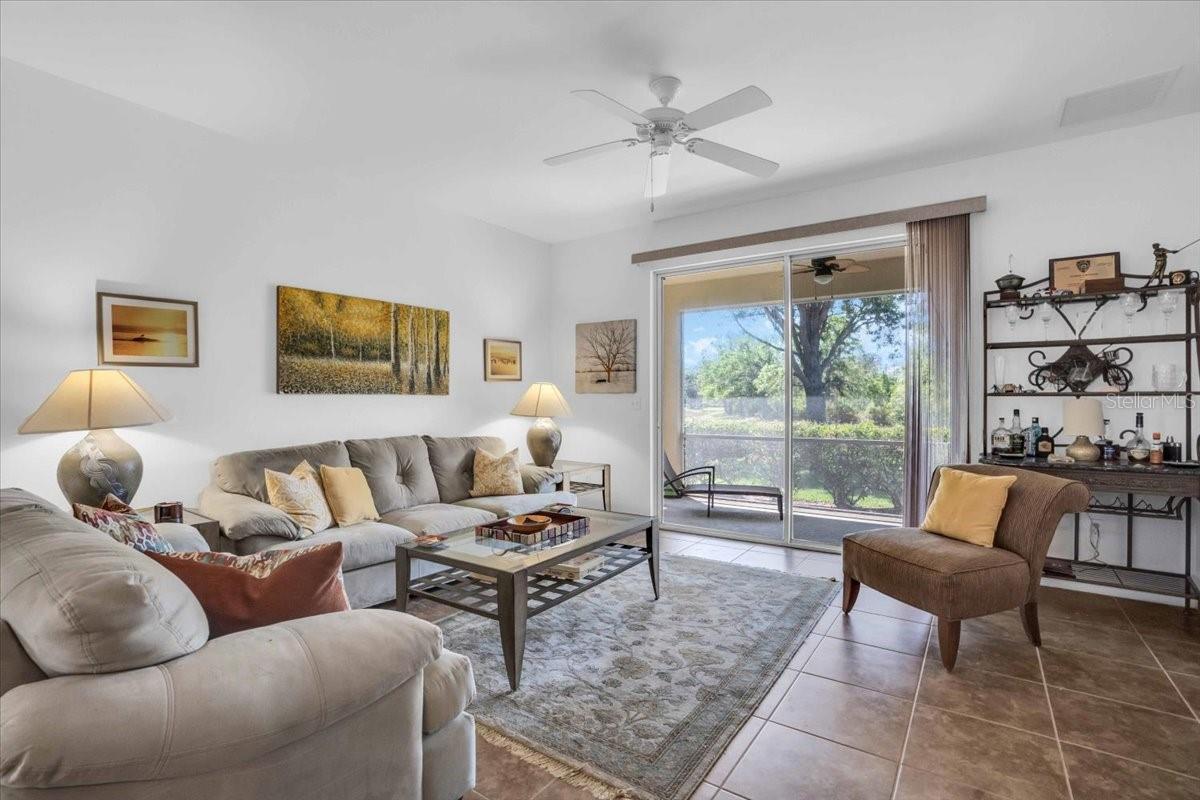 Image 4 of 39 For 9413 Carnaby Drive