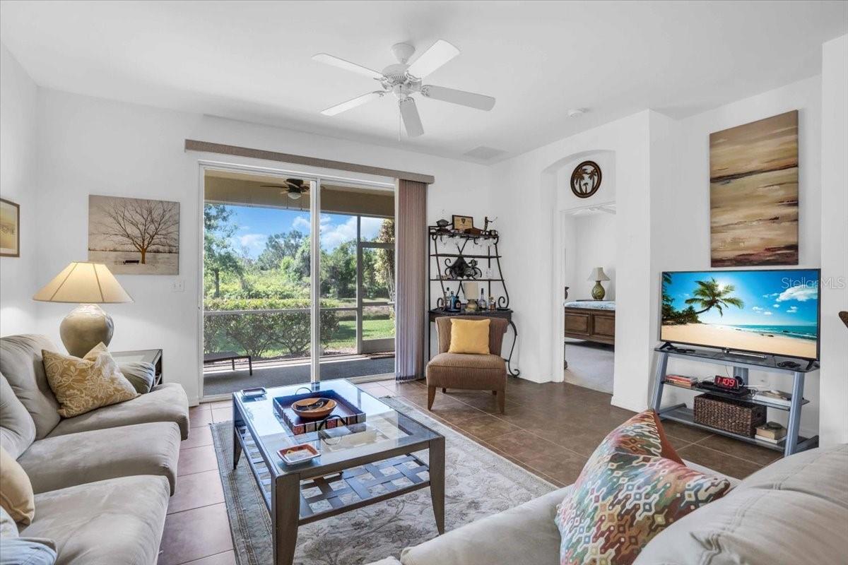 Image 5 of 39 For 9413 Carnaby Drive
