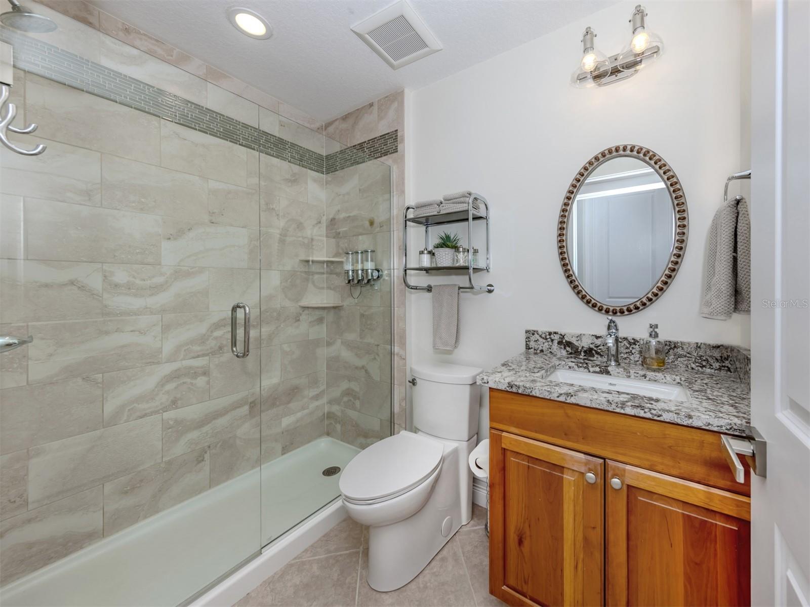 Listing photo id 15 for 177 Treviso Court