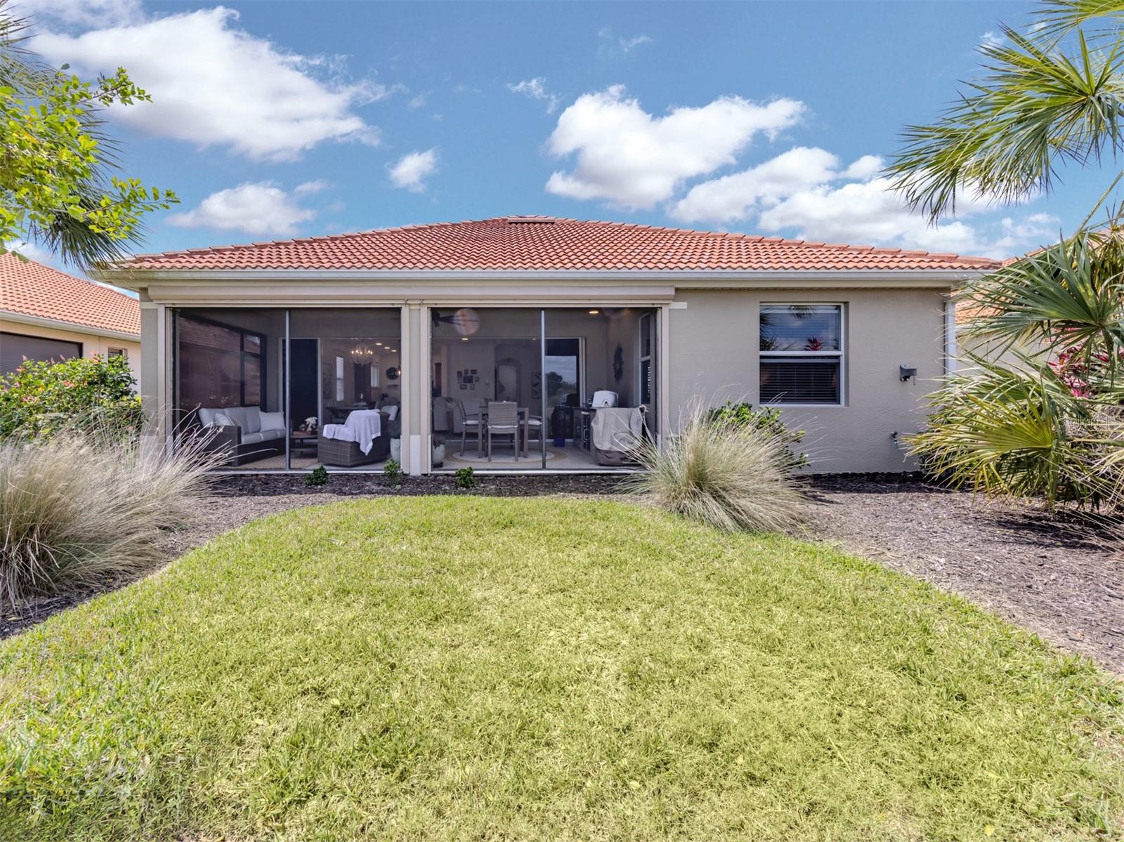 Listing photo id 26 for 177 Treviso Court
