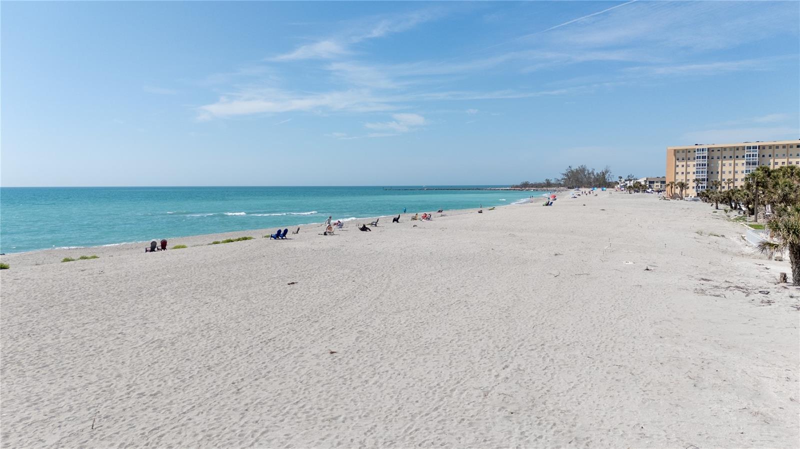 Image 24 of 27 For 1100 Tarpon Center Drive 102b