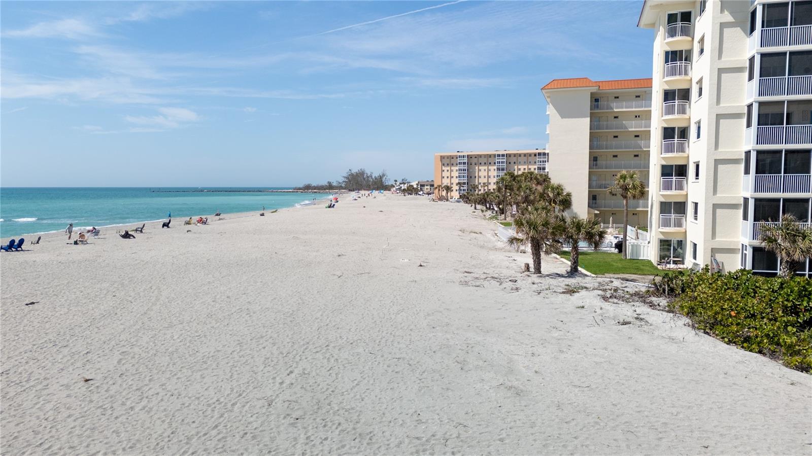 Image 25 of 27 For 1100 Tarpon Center Drive 102b