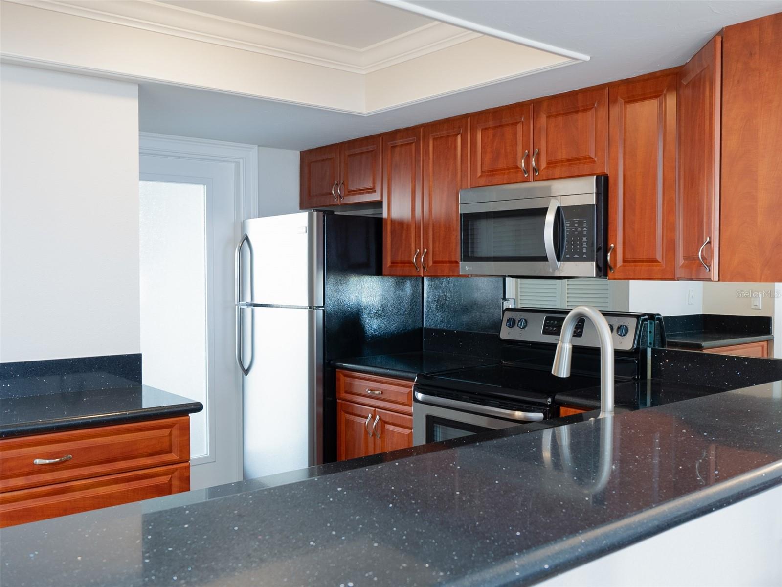 Image 4 of 27 For 1100 Tarpon Center Drive 102b