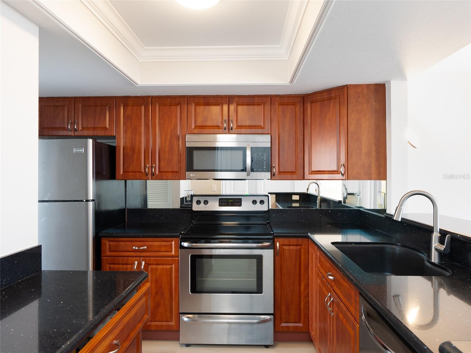 Image 6 of 27 For 1100 Tarpon Center Drive 102b