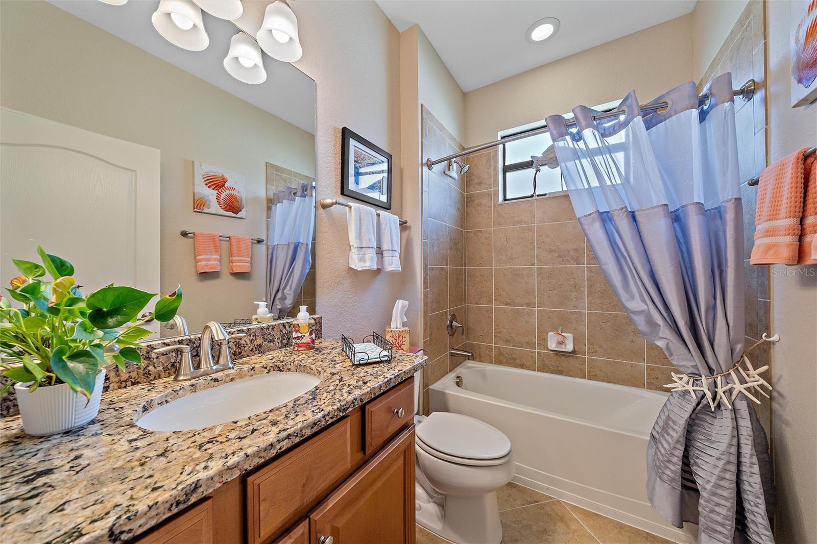 Image 39 of 53 For 13215 Amerigo Lane