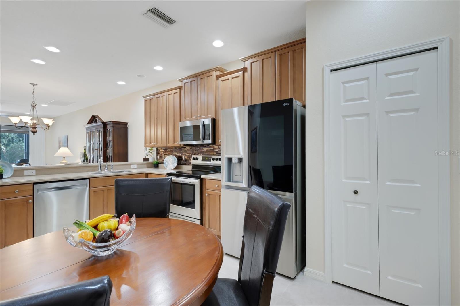 Image 15 of 79 For 11007 Batello Drive