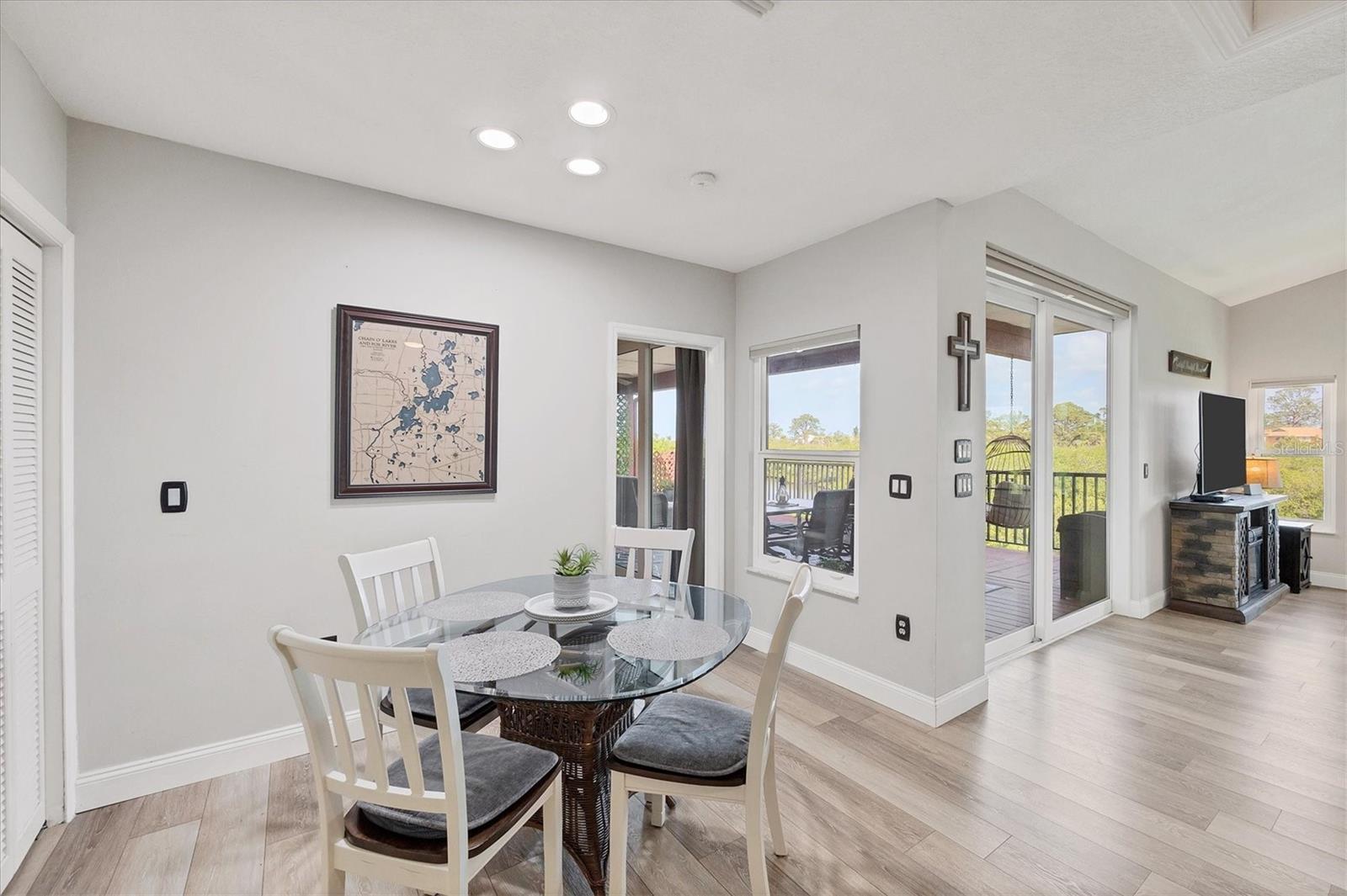 Image 15 of 43 For 1500 Lemon Bay Drive