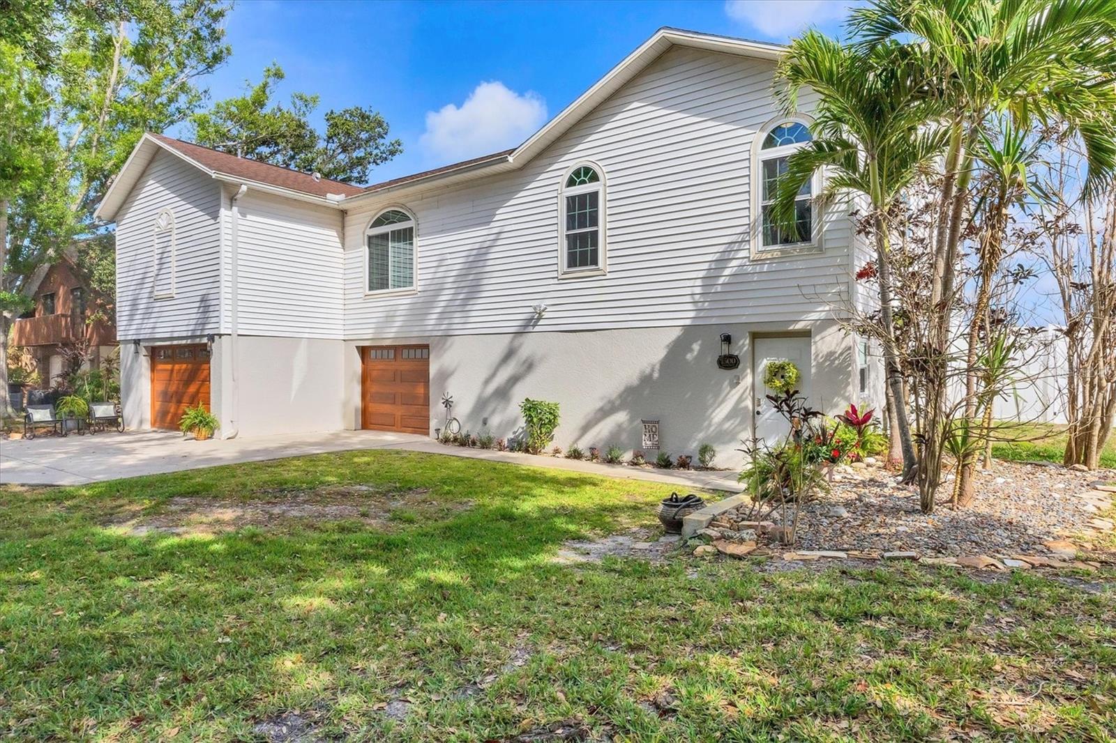 Image 2 of 43 For 1500 Lemon Bay Drive