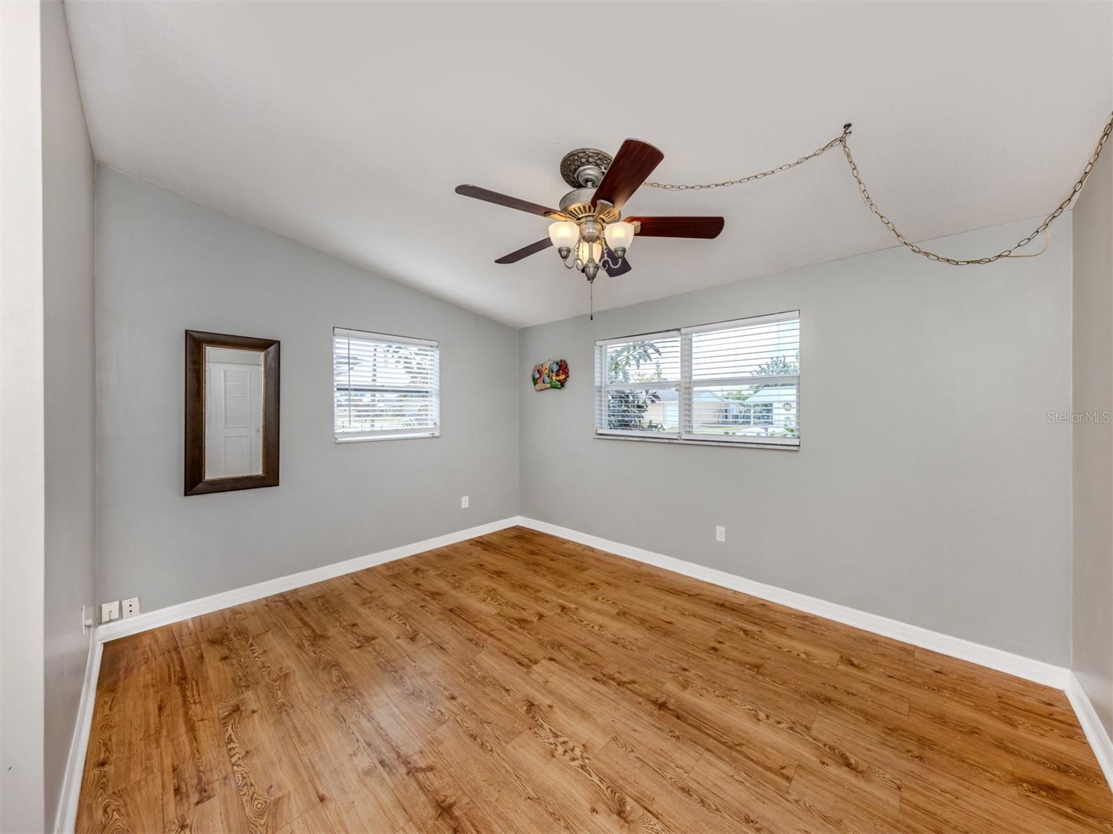 Image 15 of 41 For 8132 Coco Solo Avenue