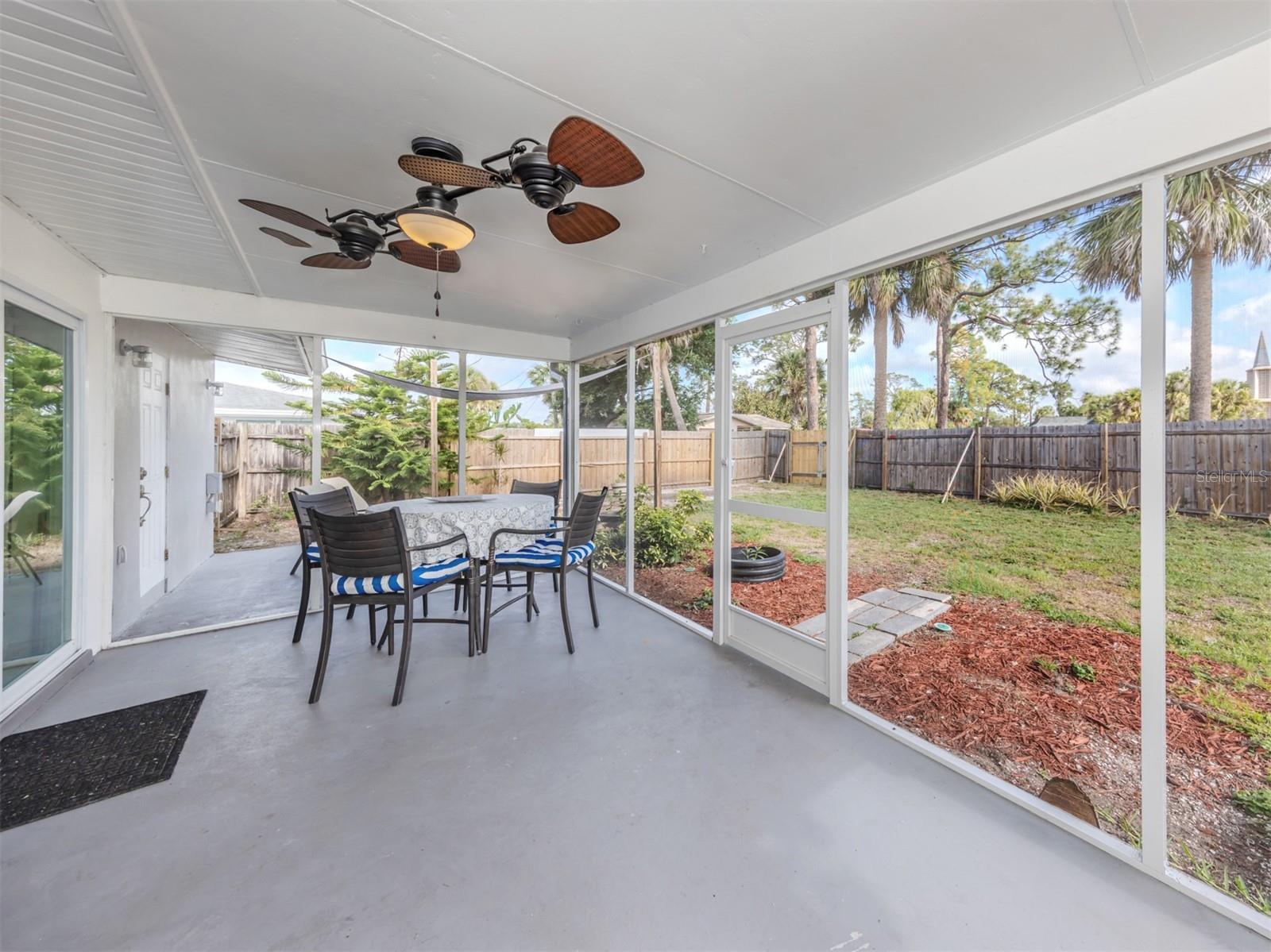 Image 18 of 41 For 8132 Coco Solo Avenue