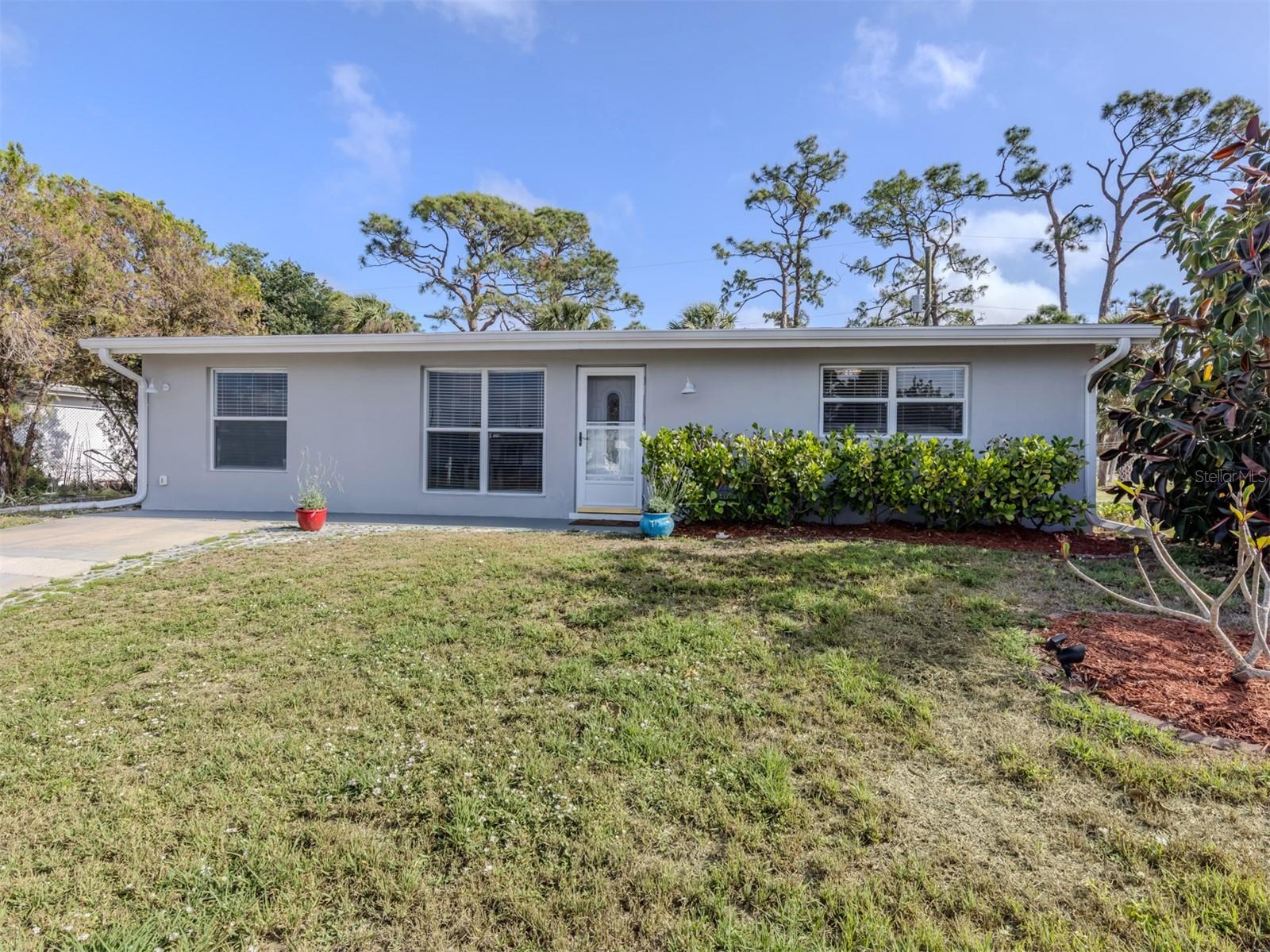 Image 2 of 41 For 8132 Coco Solo Avenue