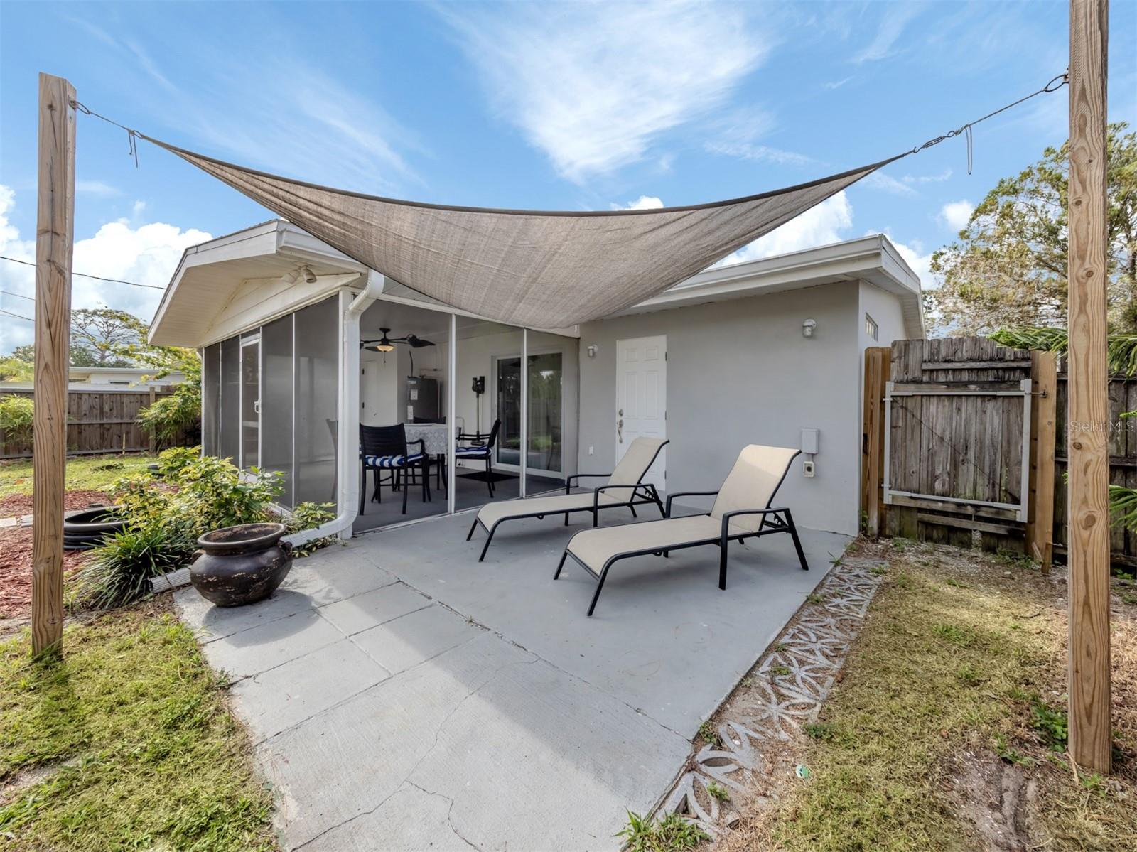 Image 22 of 41 For 8132 Coco Solo Avenue
