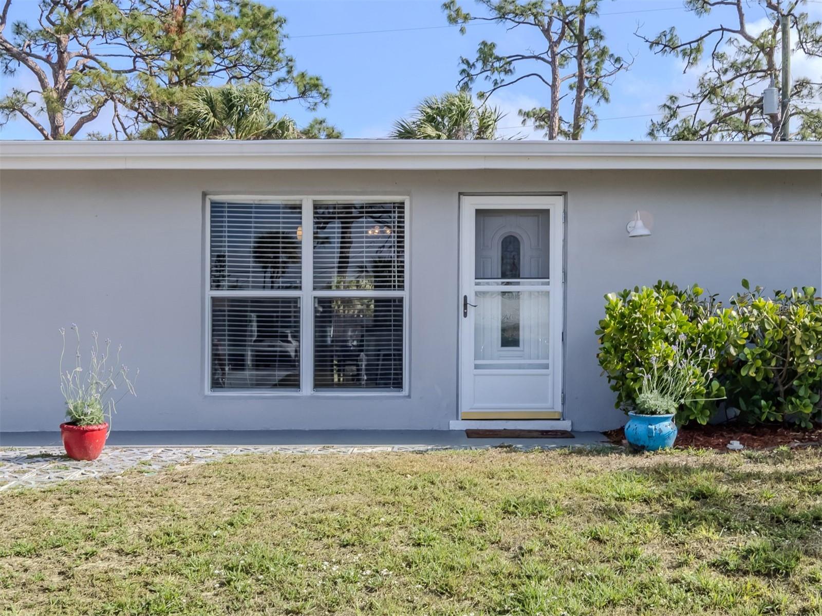 Image 3 of 41 For 8132 Coco Solo Avenue