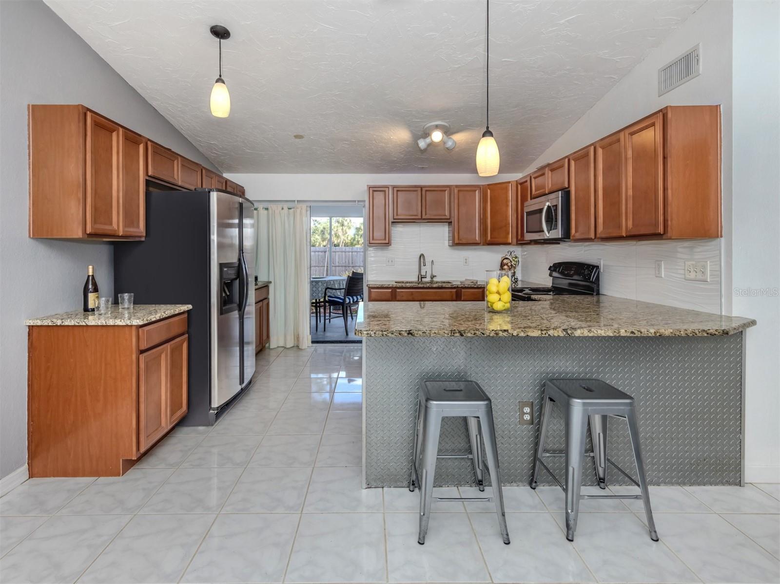 Image 8 of 41 For 8132 Coco Solo Avenue