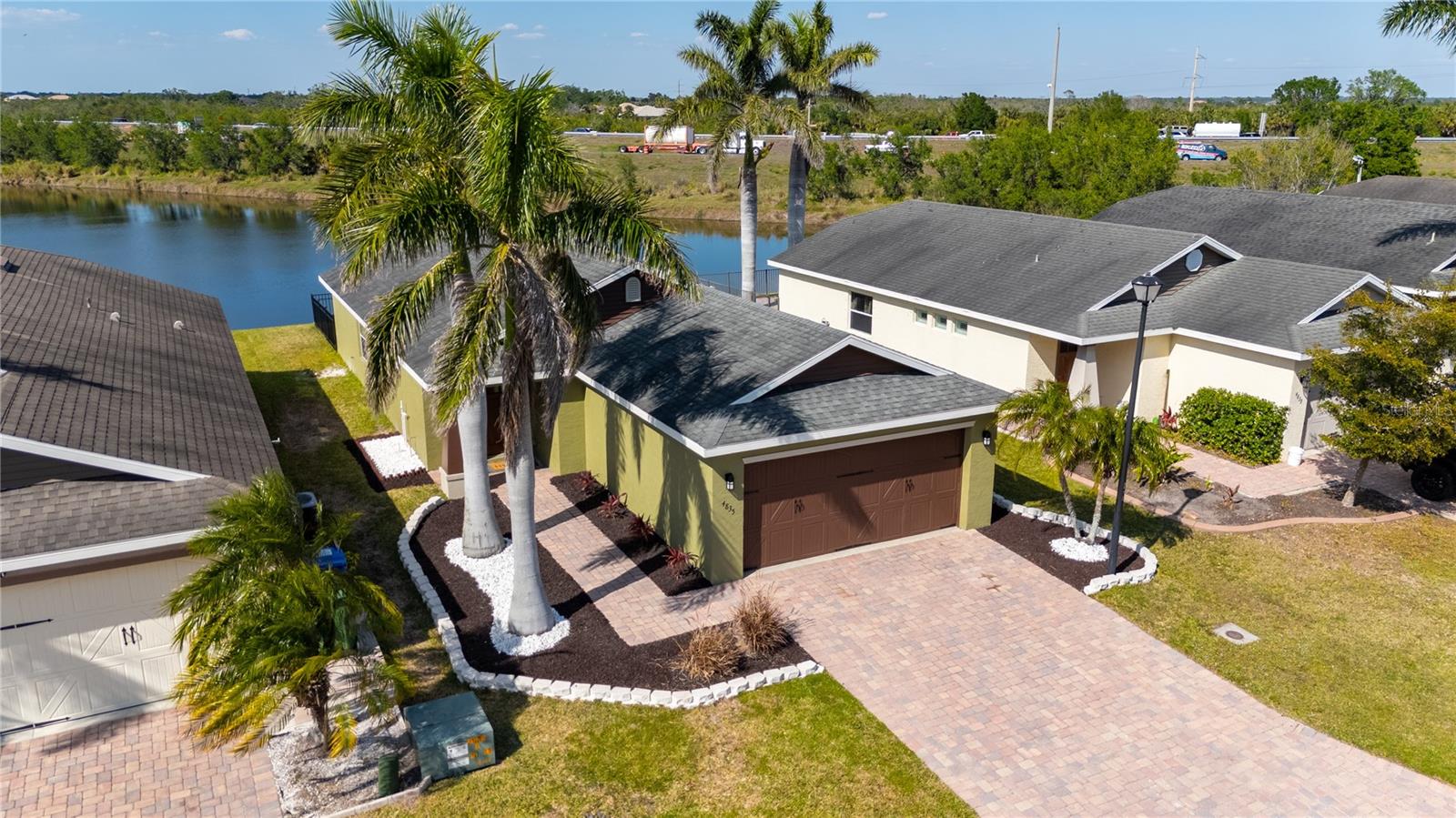 Image 6 of 32 For 4835 San Ortebello Drive