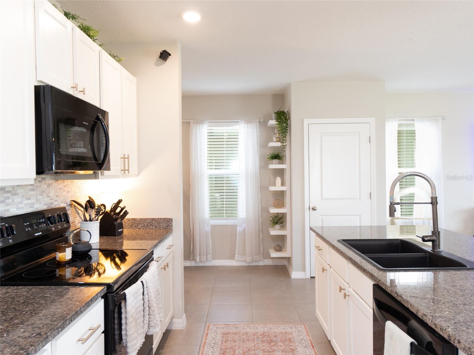 Image 7 of 50 For 4907 Wedgeleaf Way