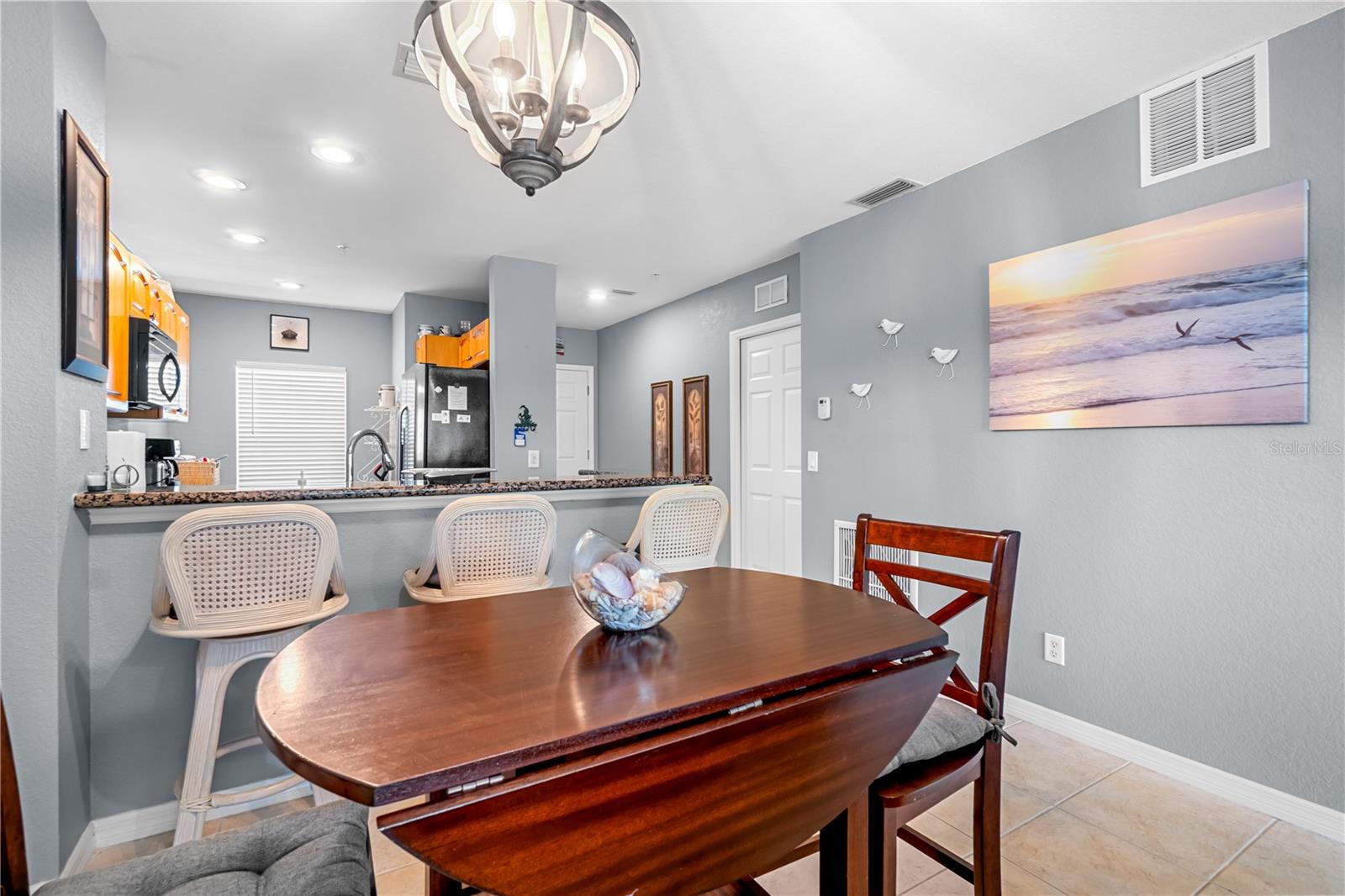 Image 10 of 44 For 8405 Placida Road 206