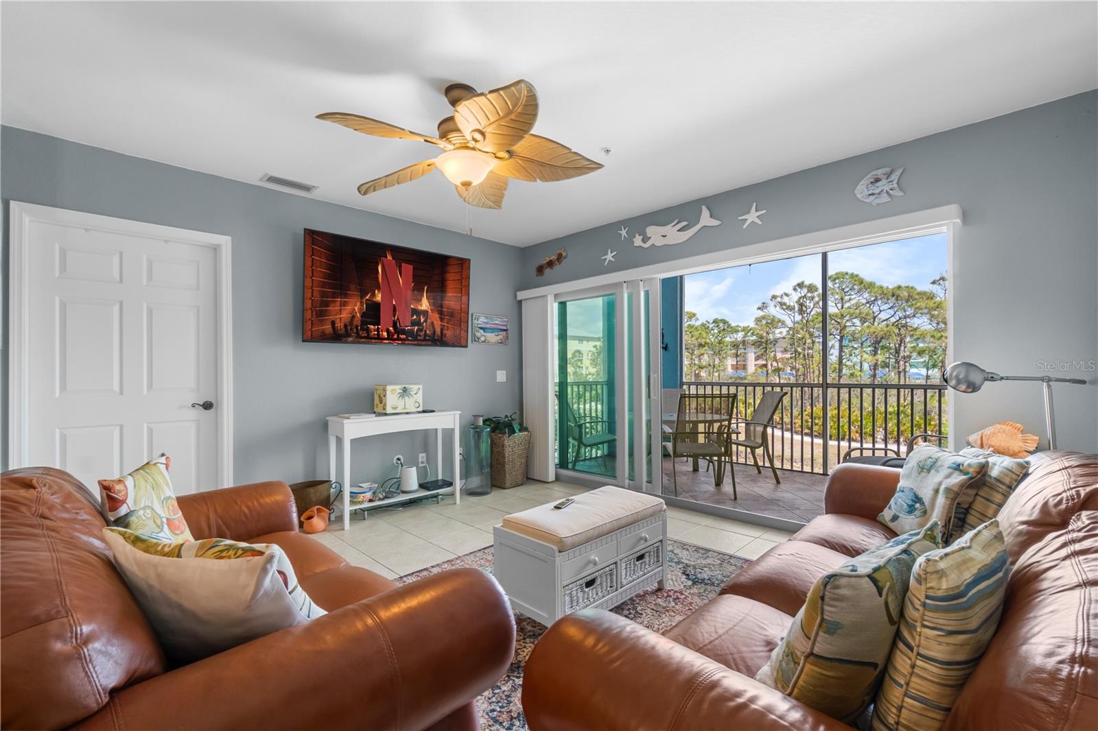 Image 15 of 44 For 8405 Placida Road 206