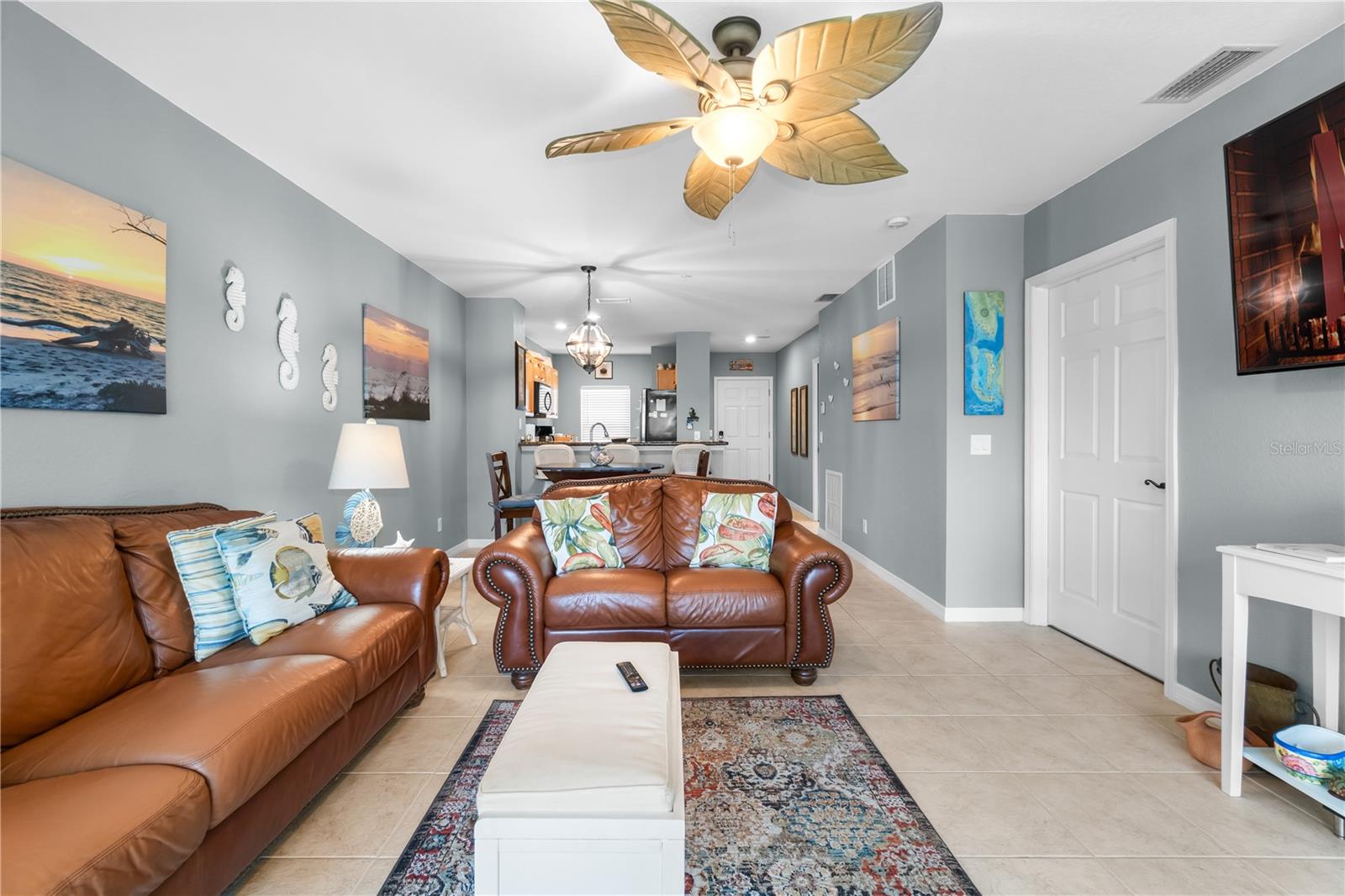 Image 16 of 44 For 8405 Placida Road 206