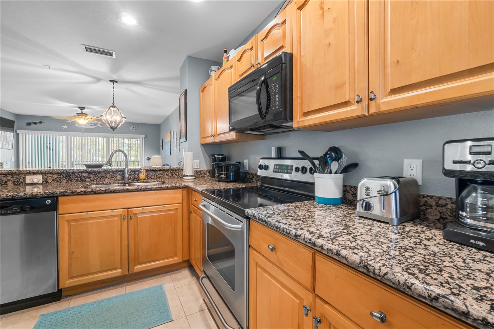 Image 5 of 44 For 8405 Placida Road 206