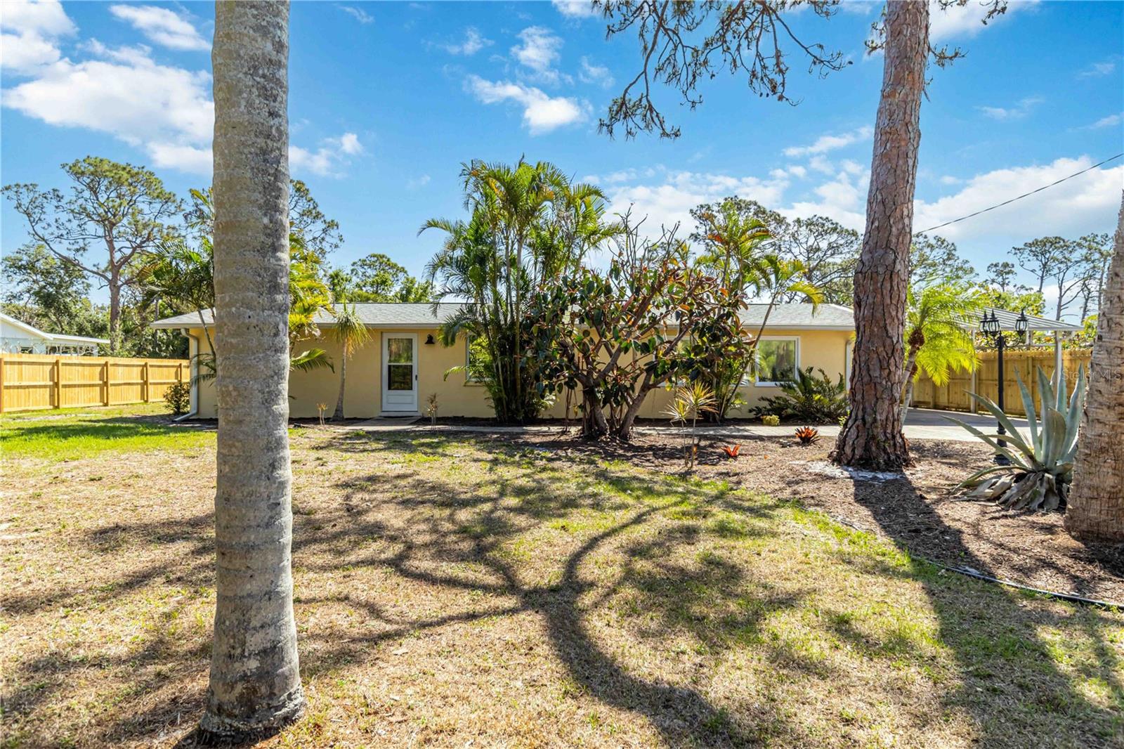 Image 4 of 52 For 5863 Venisota Road