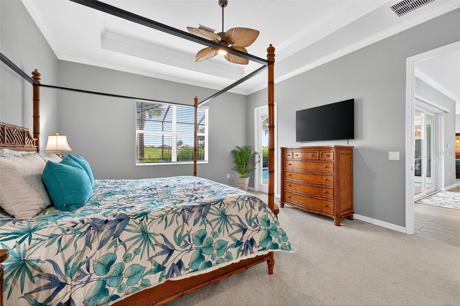 Image 27 of 74 For 25133 Longmeadow Drive