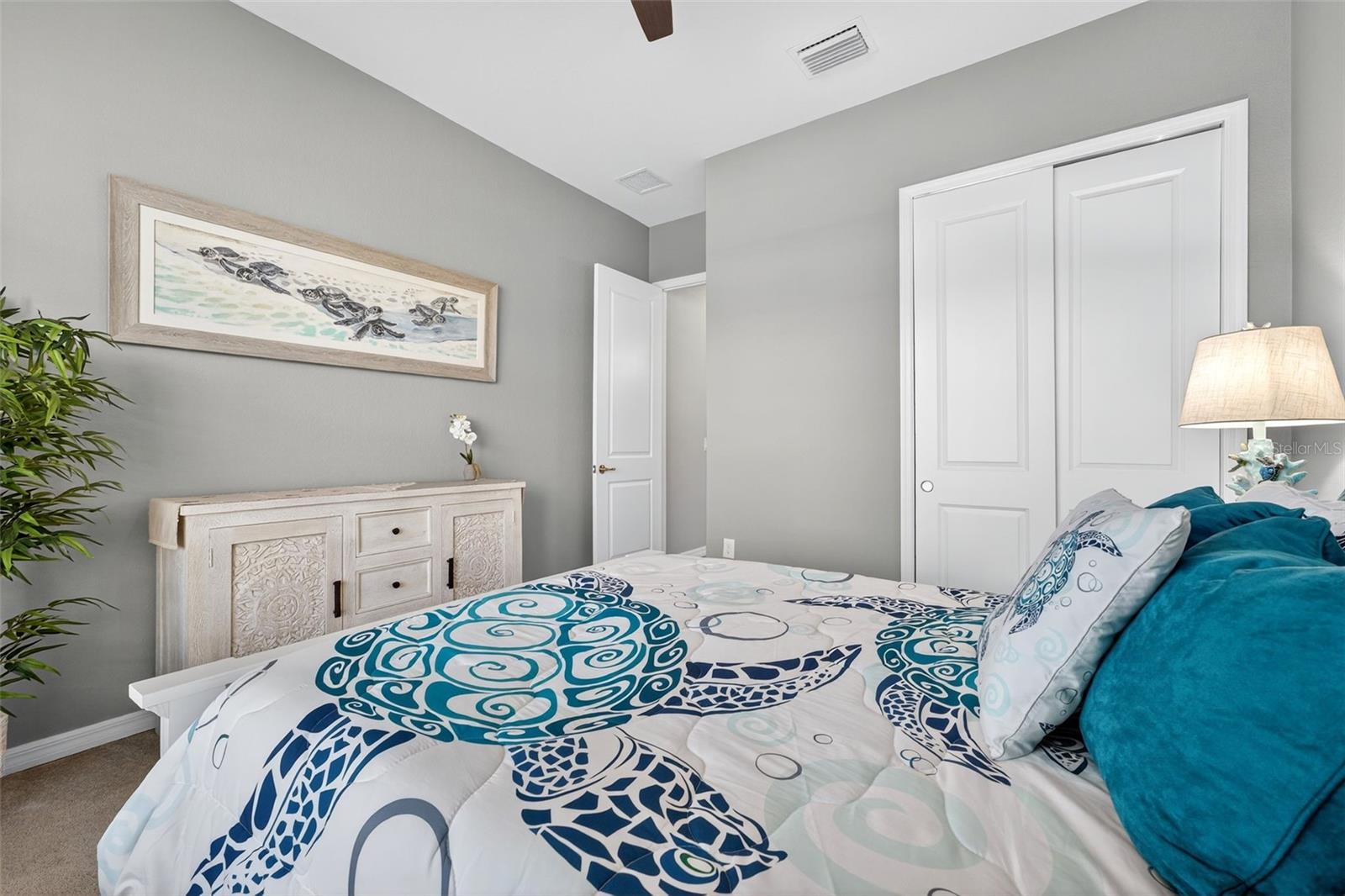 Image 40 of 74 For 25133 Longmeadow Drive