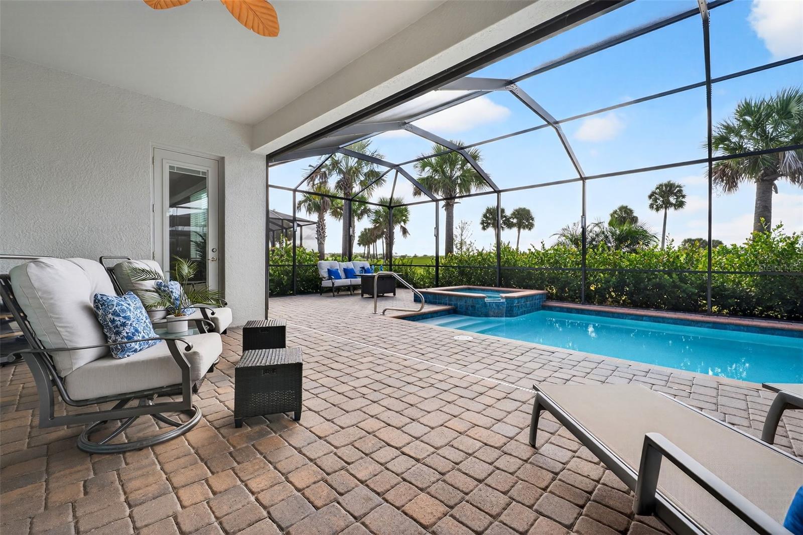 Image 41 of 74 For 25133 Longmeadow Drive