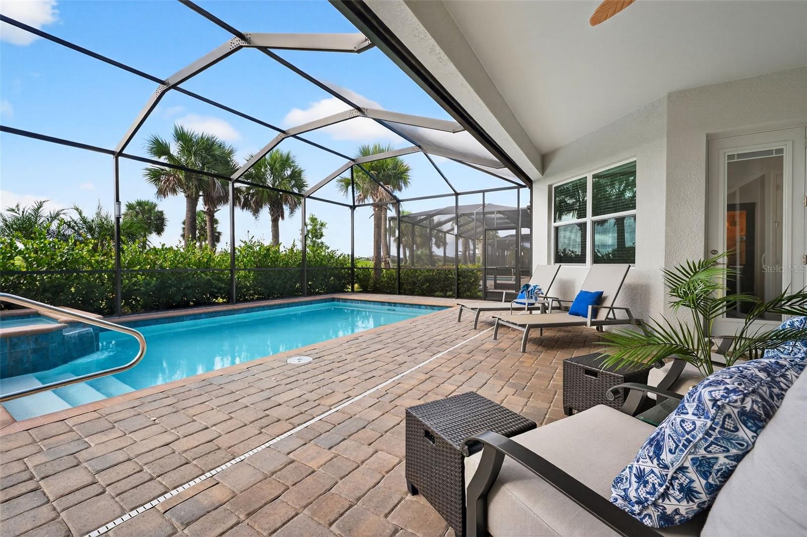 Image 42 of 74 For 25133 Longmeadow Drive