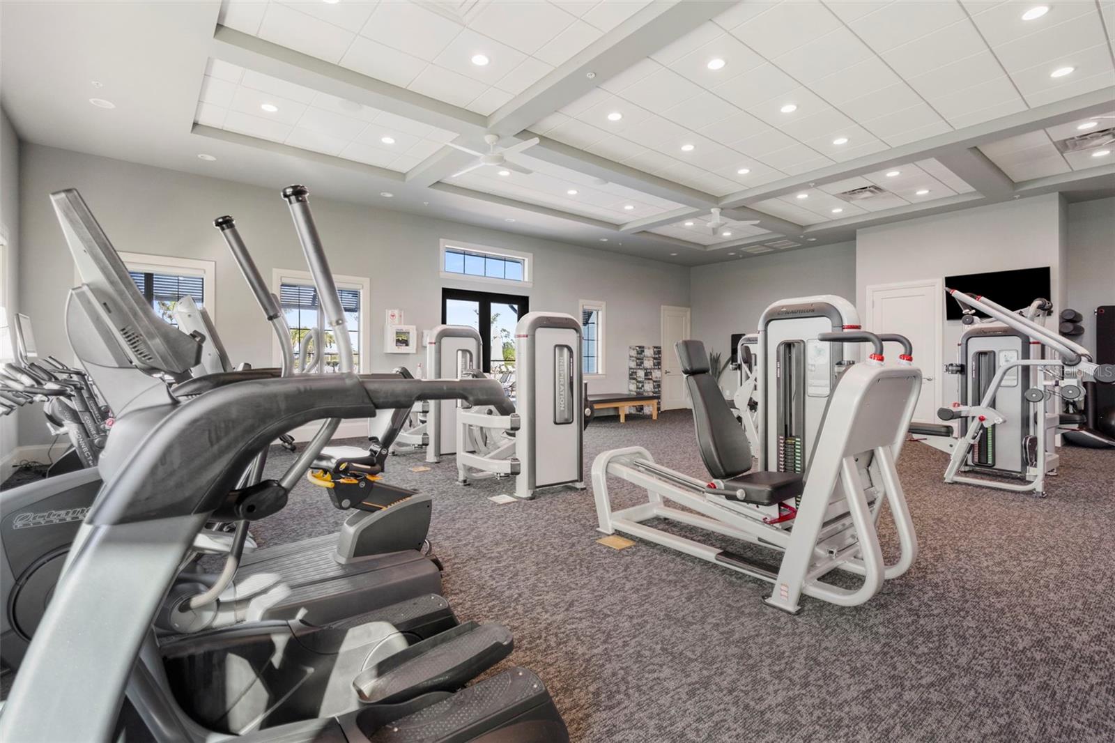 Image 61 of 74 For 25133 Longmeadow Drive