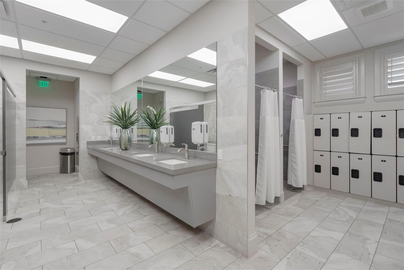 Image 65 of 74 For 25133 Longmeadow Drive